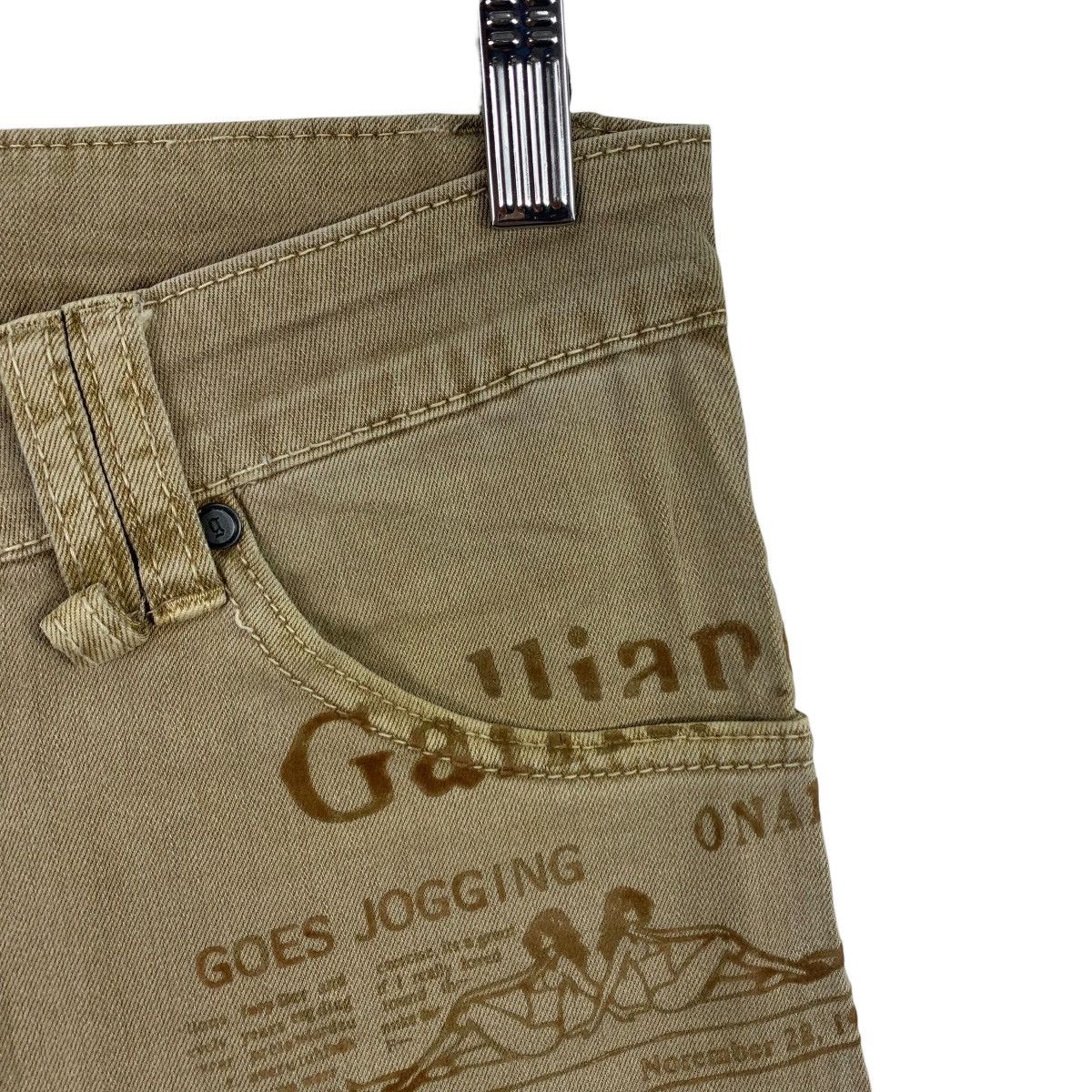 Designer × John Galliano JOHN GALLIANO newspaper printed goes jogging designer jeans Size US 31 - 7 Thumbnail