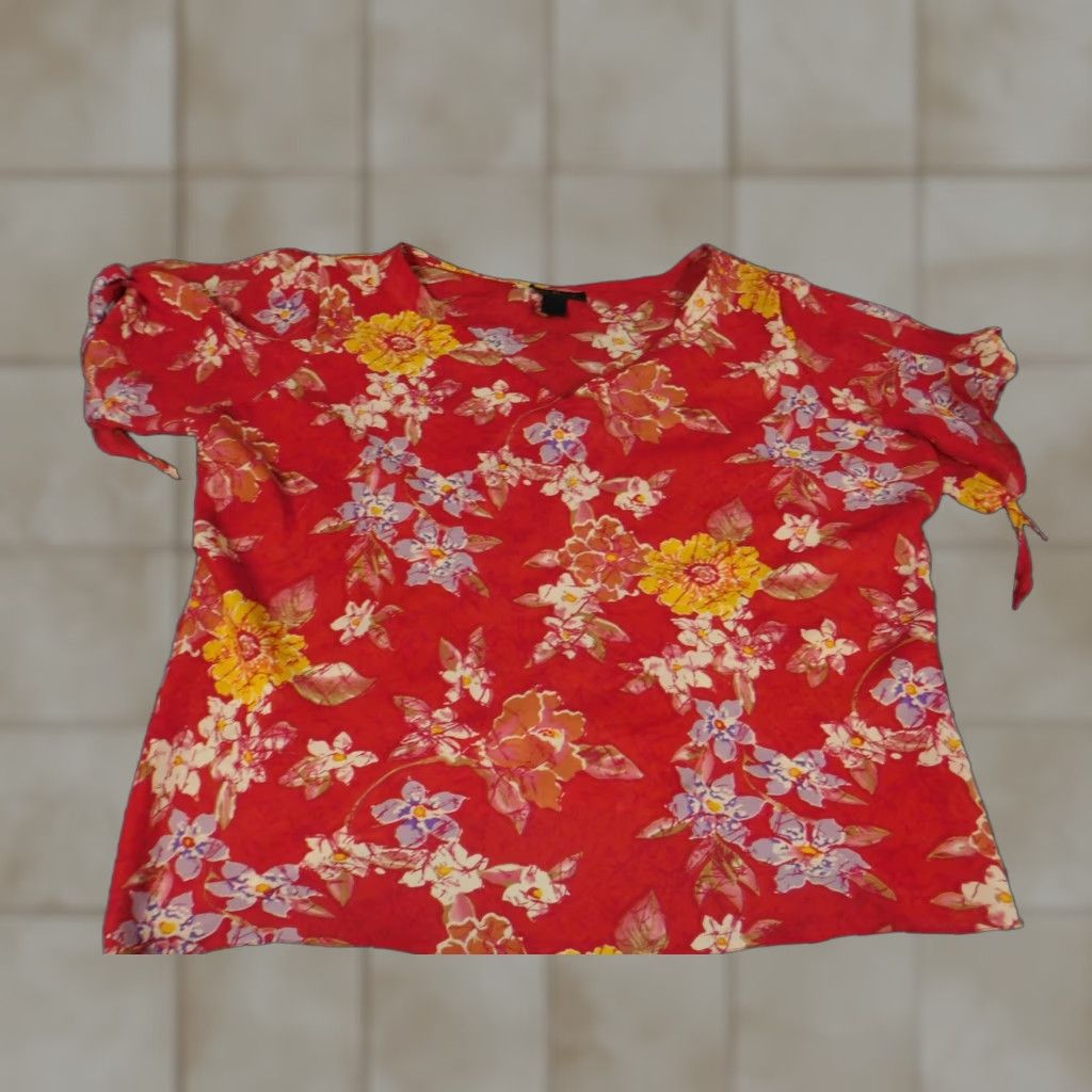 Vintage Ashley Stewart Blouse Womens 18W Plus Red Floral Cap Sleeve Crew Neck Pullover Button Short Sleeve Casual Polyester Rayon Stretch Vintage No Size XXL / US 16-18 / IT 52-54 - 1 Thumbnail