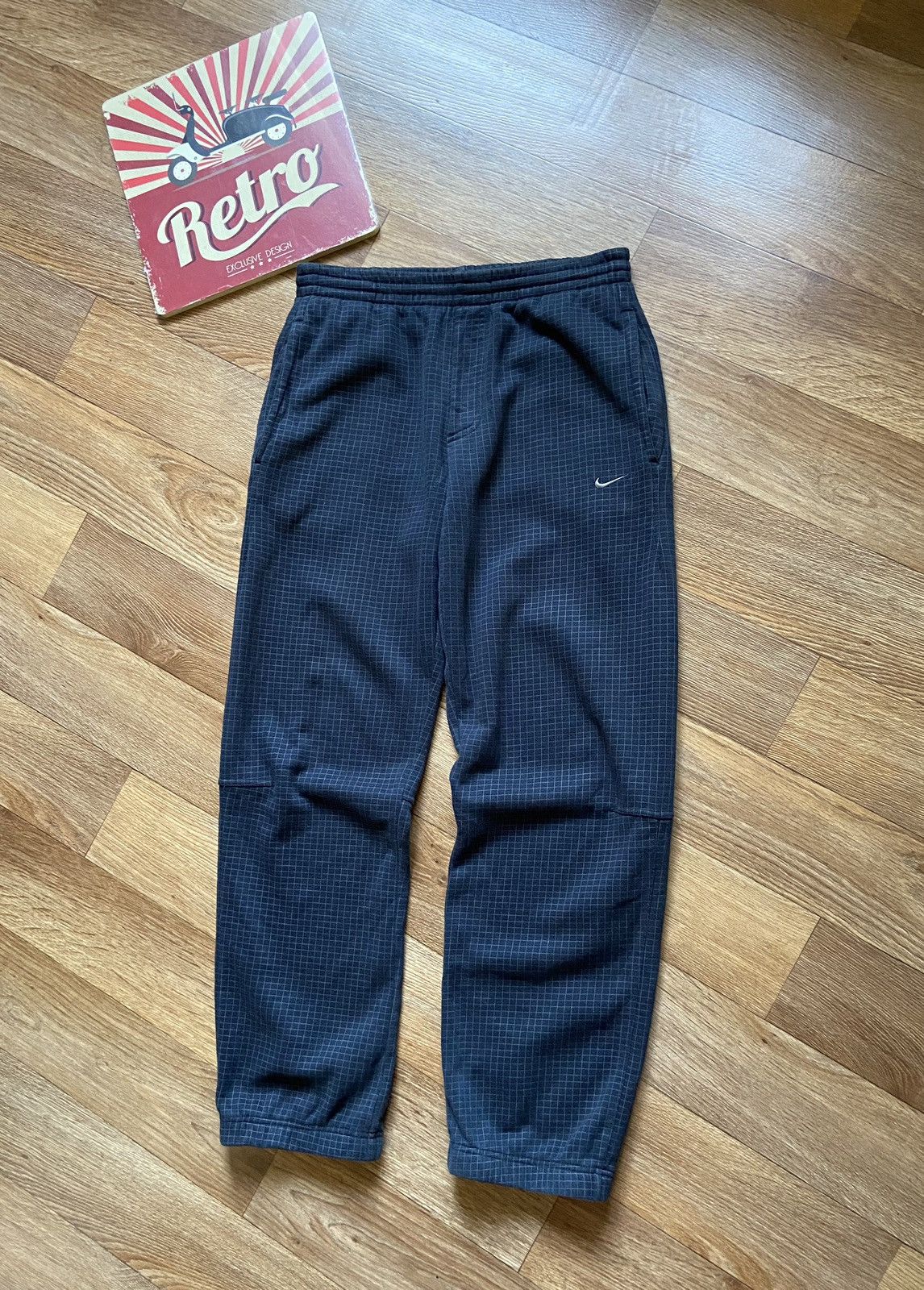 Nike Vintage Nike Logo Checked Patterns Fleece Sweatpants Size US 32 / EU 48 - 2 Thumbnail