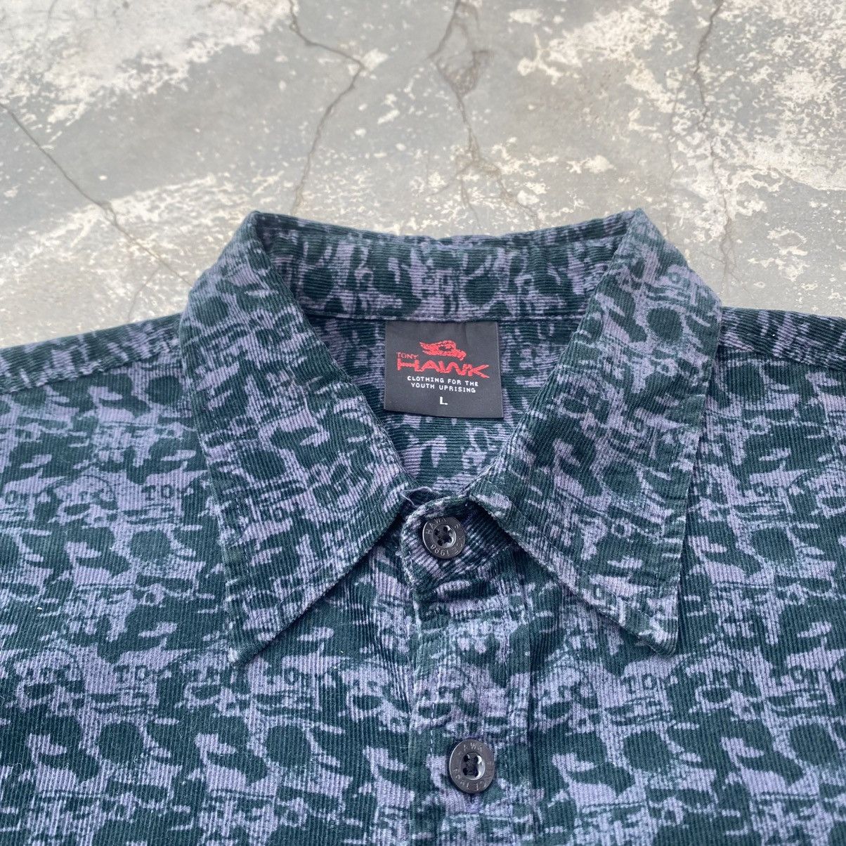 Tony Hawk Vintage TONY HAWK BIRDHOUSE Skulls Corduroy Shirt Size US L / EU 52-54 / 3 - 2 Thumbnail