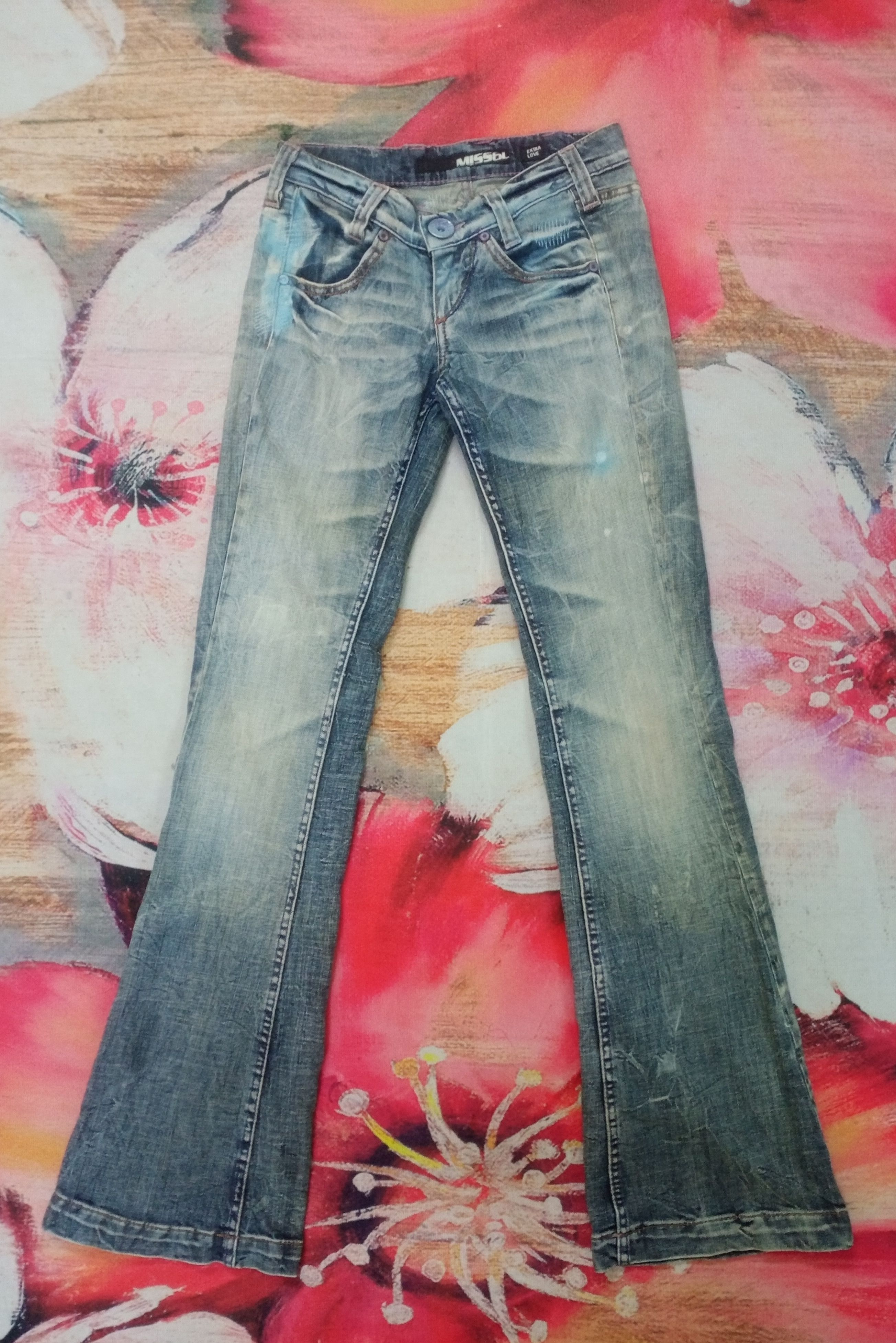 If Six Was Nine Rare Miss Sixty Flare Distressed Bootcut Jeans Size 28" / US 6 / IT 42 - 2 Thumbnail