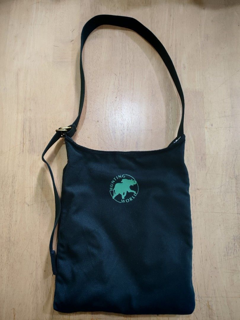 Other Hunting World Dark Green Shoulder Bag w/ Auth Card Size ONE SIZE - 4 Thumbnail