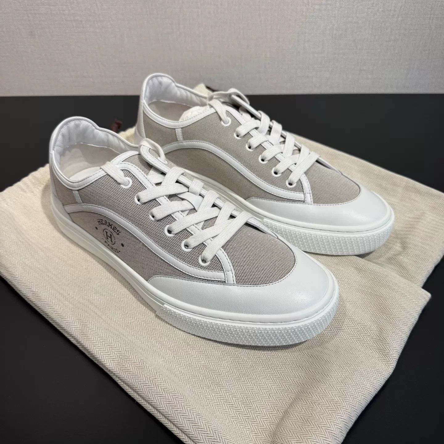 Hermes Hermès Brown Canvas White Color-Blocked Sneaker 42.5 Size US 9.5 / EU 42-43 - 4 Thumbnail