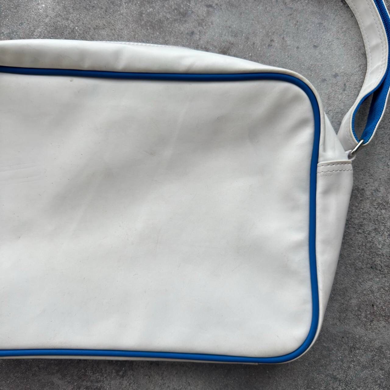 Adidas Adidas Vintage Three Stripes Y2K Crossbody Bag Size ONE SIZE - 13 Thumbnail