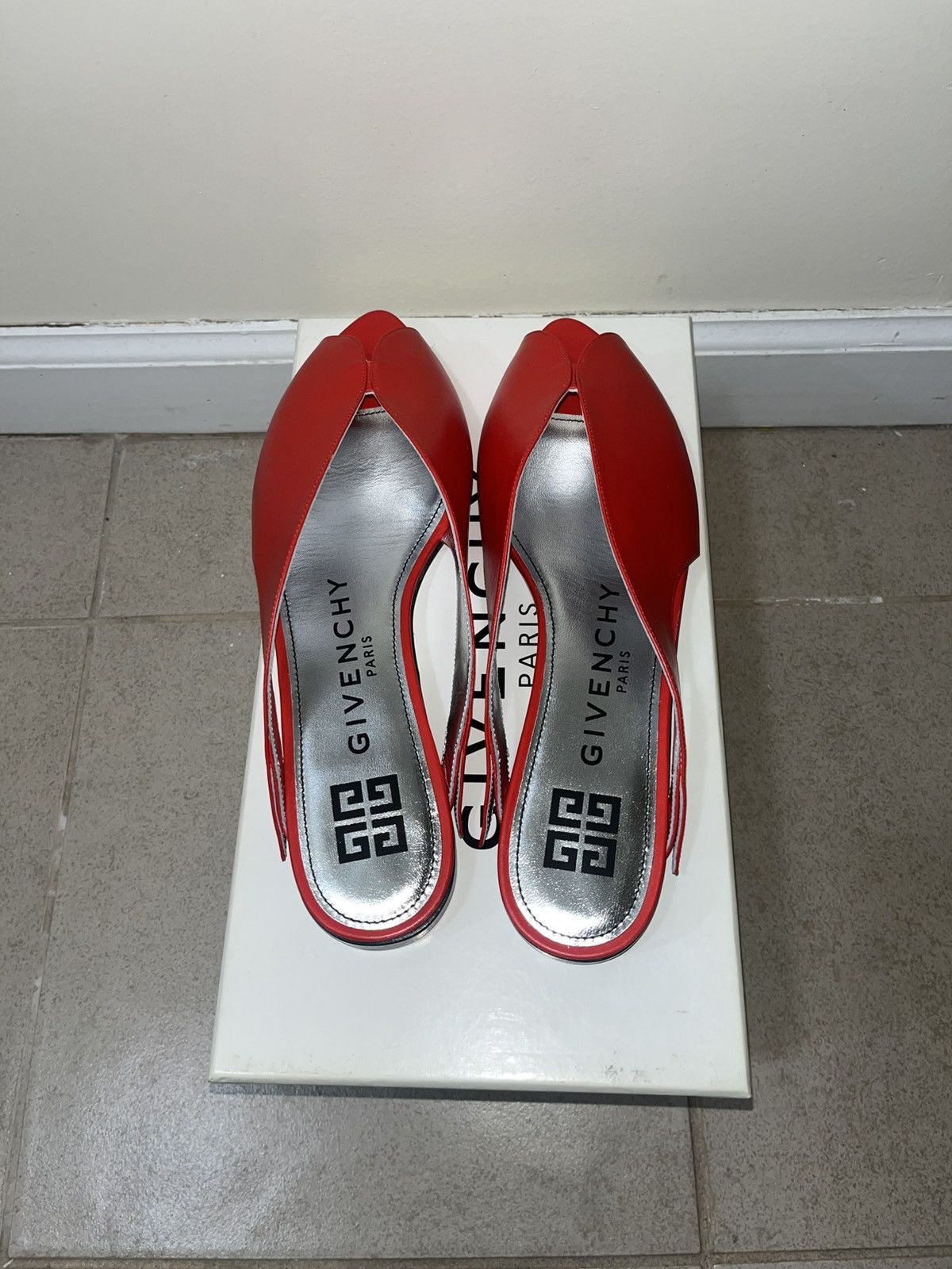 Givenchy Lookbook Flat Mule Sz 37.5(7.5us)