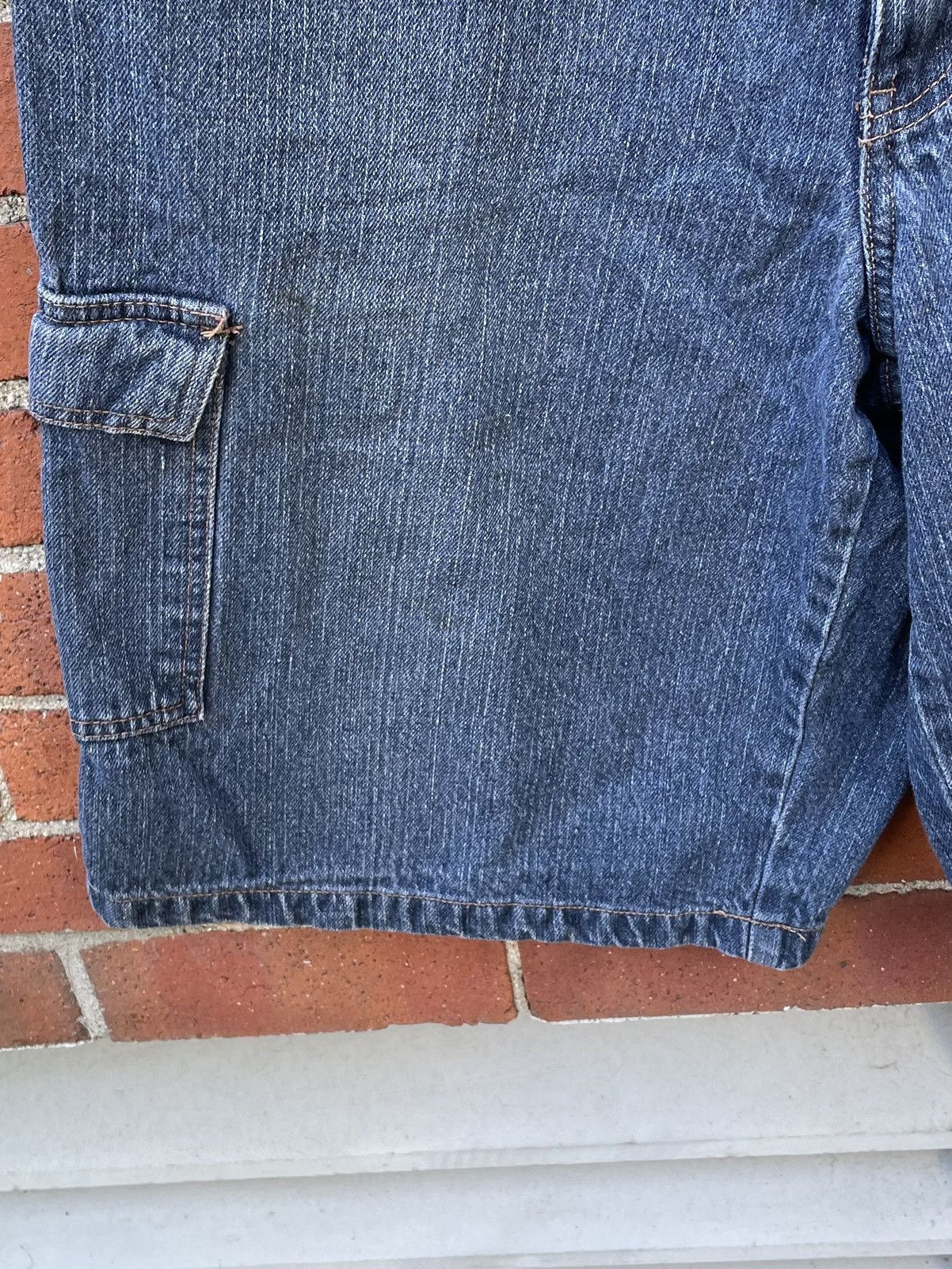 Bugle Boy Vintage Y2k Bugle Boy Denim Cargo Shorts Size 38 Size US 38 / EU 54 - 3 Thumbnail