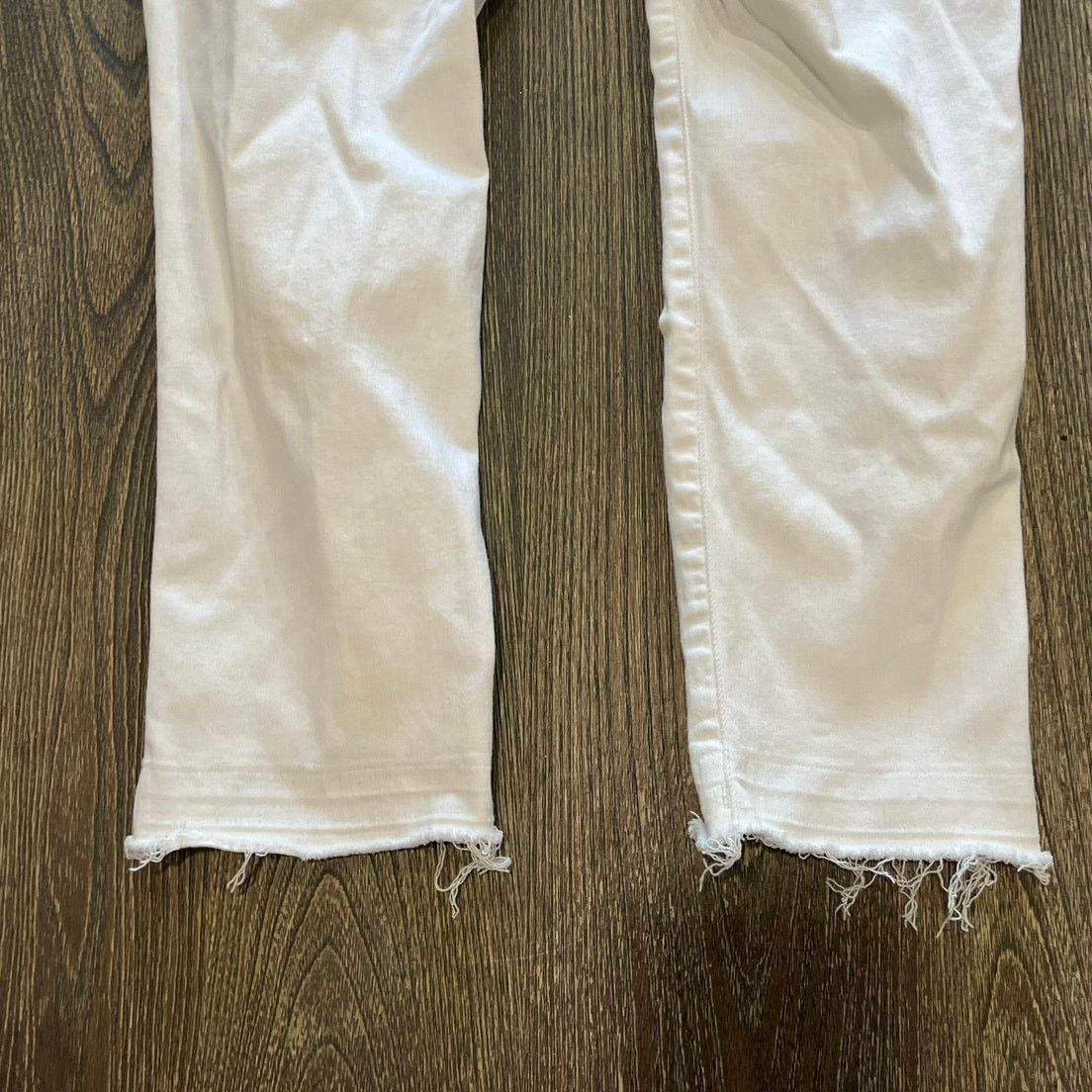 American Eagle Outfitters American Eagle Jegging Crop Jeans Distressed White Size 16 Size 38" / US 16 / IT 52 - 8 Thumbnail