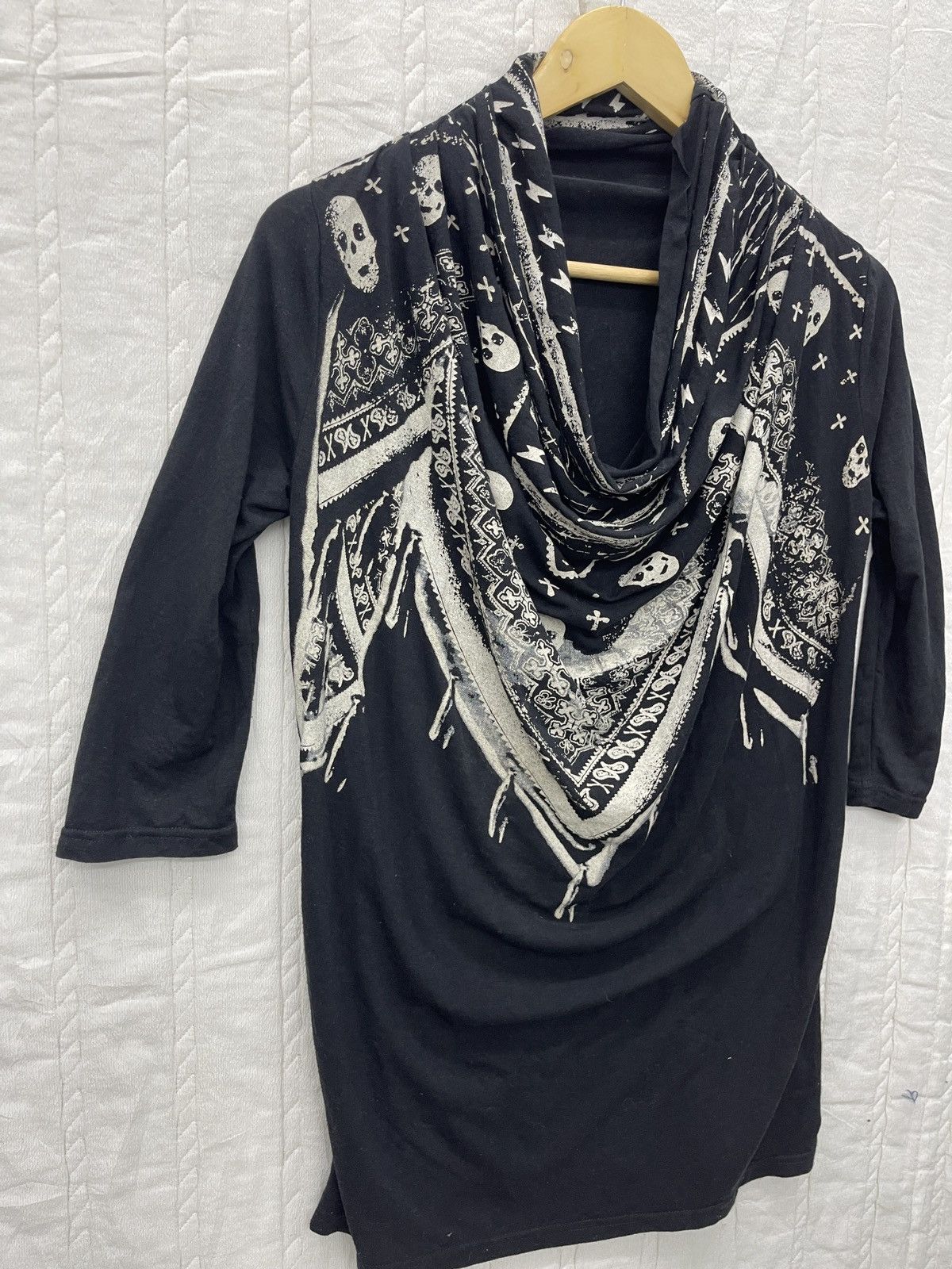Hypebeast × Seditionaries STEALS💥GHOST OF HARLEM BANDANA PATTERN RAGLAN TEES Size US M / EU 48-50 / 2 - 2 Thumbnail