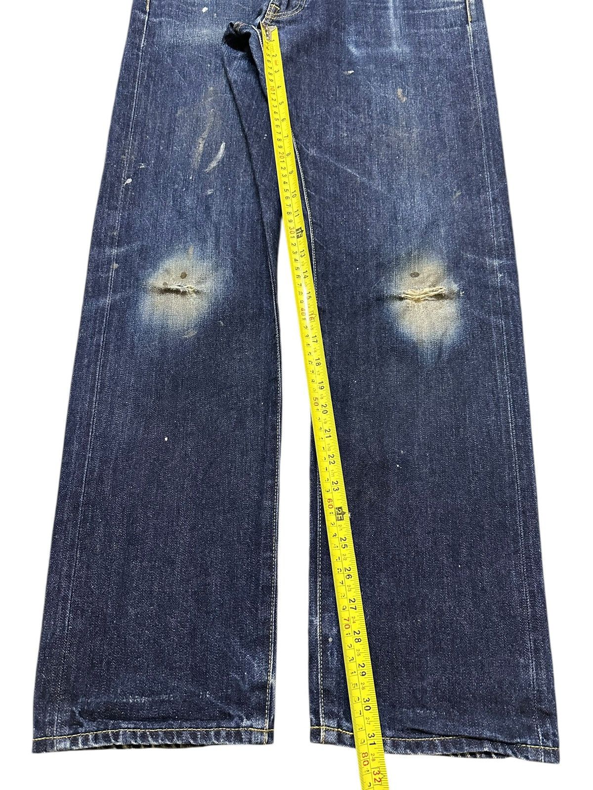 Japanese Brand Vintage Japanese Uniqlo Selvedge Faded Wash Distress Jeans Size US 34 / EU 50 - 16 Thumbnail