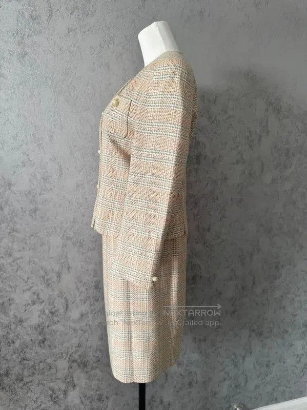 Burberry Burberry Color-Block Wool Blend Mid-Length Coat. Size L / US 10 / IT 46 - 4 Thumbnail