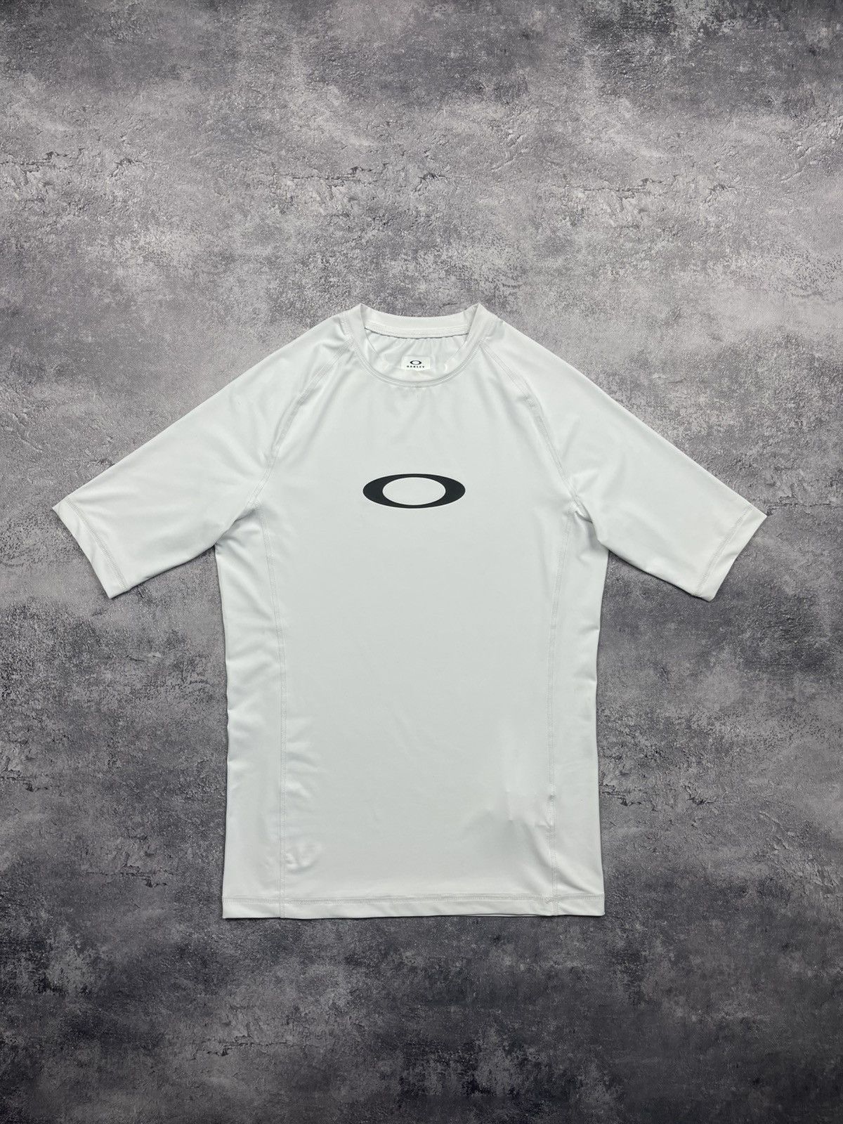 Oakley Oakley Hydrolix Big Center Logo Thermo T-Shirt White Tee Y2K Size US M / EU 48-50 / 2 - 1 Thumbnail