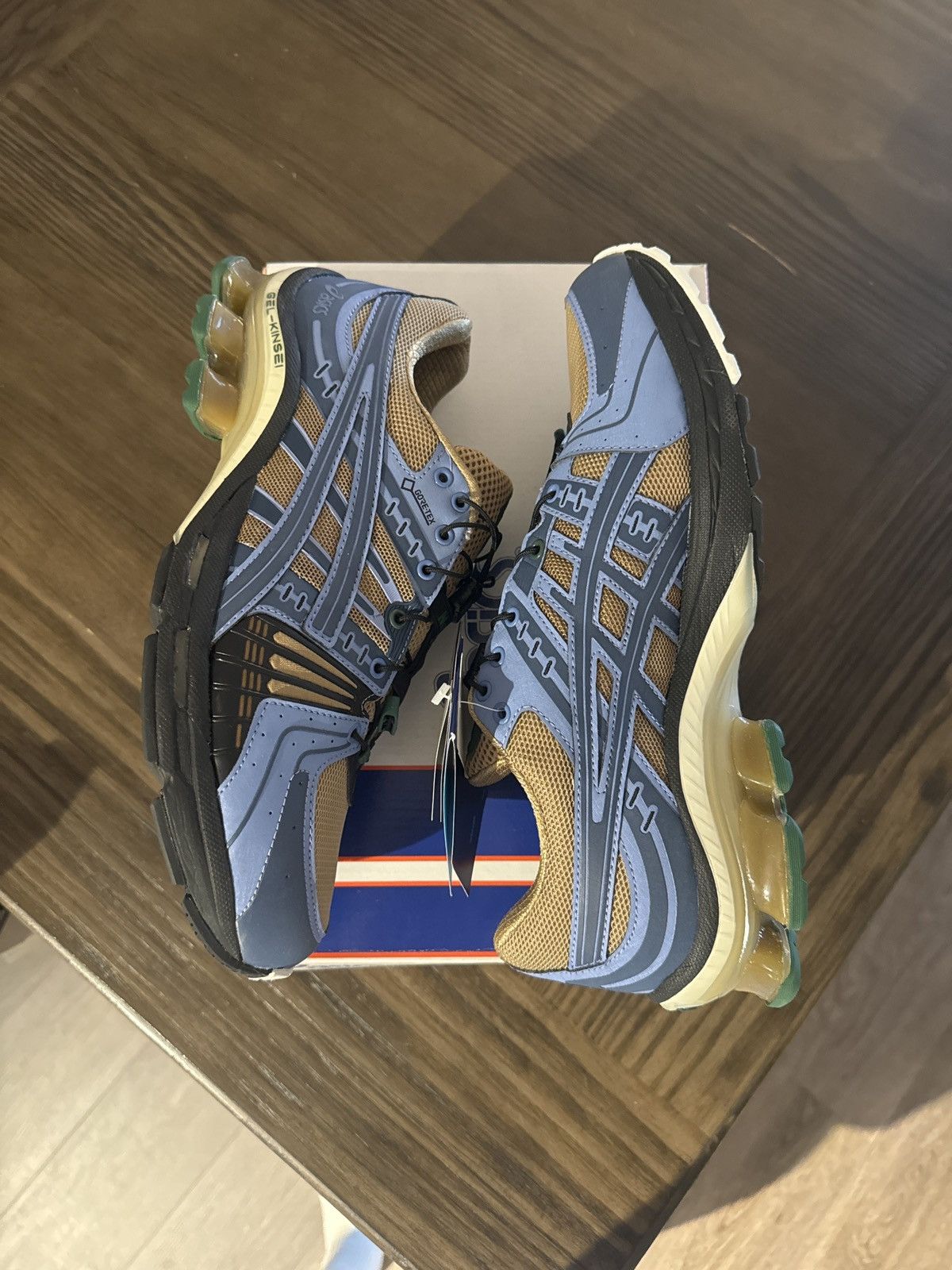 Affix x ASICS Gel-Kinsei OG Gore-Tex