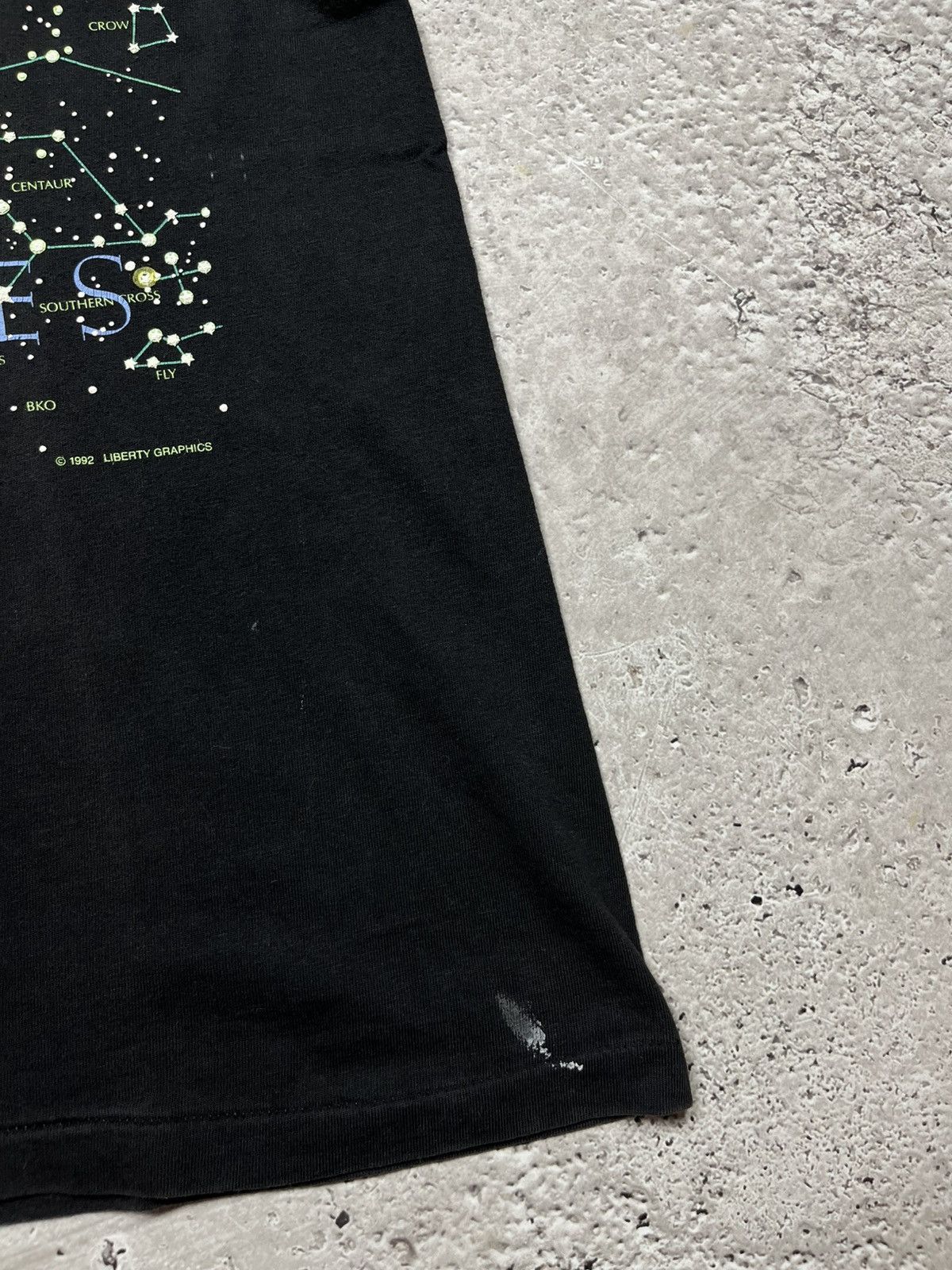 Hanes × Vintage Vintage 1992 Heavenly Bodies Constellation T-Shirt USA Made Size US L / EU 52-54 / 3 - 5 Thumbnail