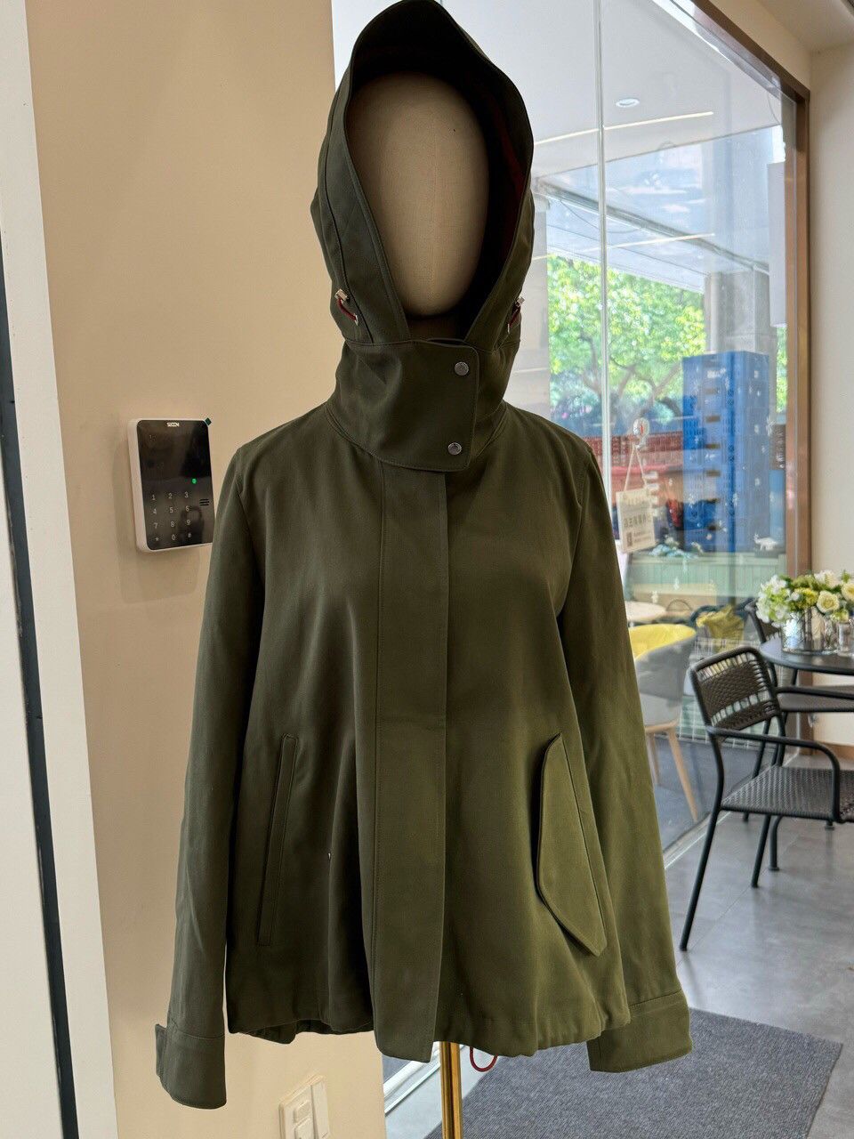 Loro Piana Loro Piana Hooded Rain Jacket Size IT 42 Size M / US 6-8 / IT 42-44 - 1 Thumbnail