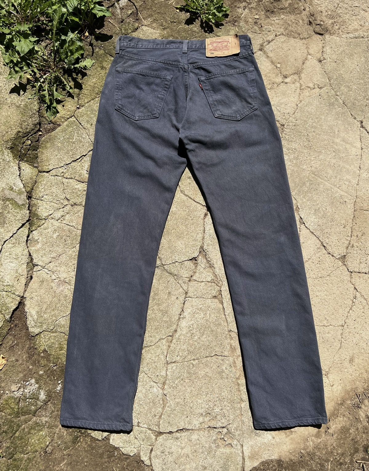 Levi's 90s Vintage Levi’s 501 Distressed Denim Jeans Size US 33 - 2 Thumbnail