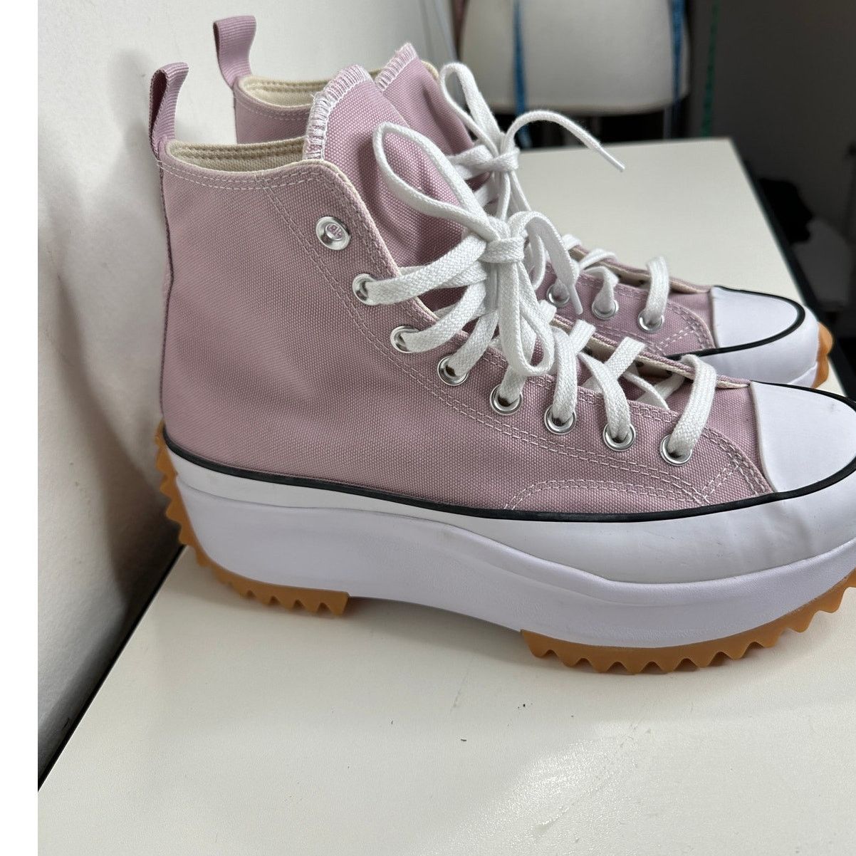 Converse Converse Run Star Hike High Top Platform Sneaker W 9 / M 7 Size US 9 / IT 39 - 7 Thumbnail