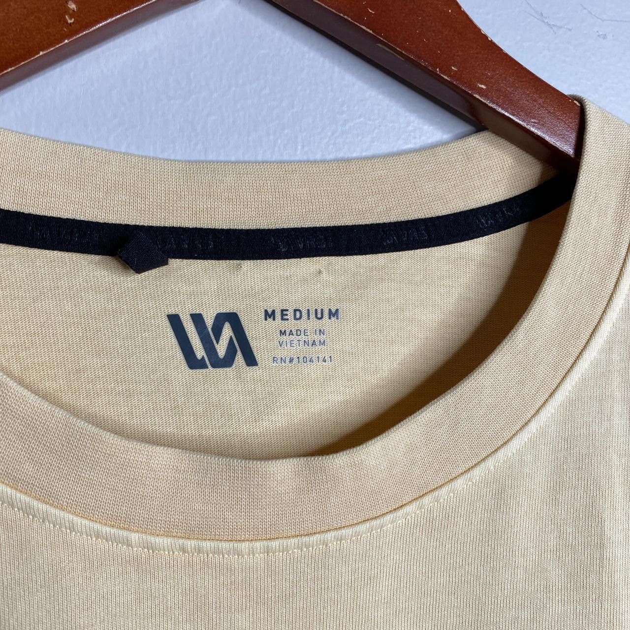 Other Size medium yellow tee Size US M / EU 48-50 / 2 - 4 Thumbnail