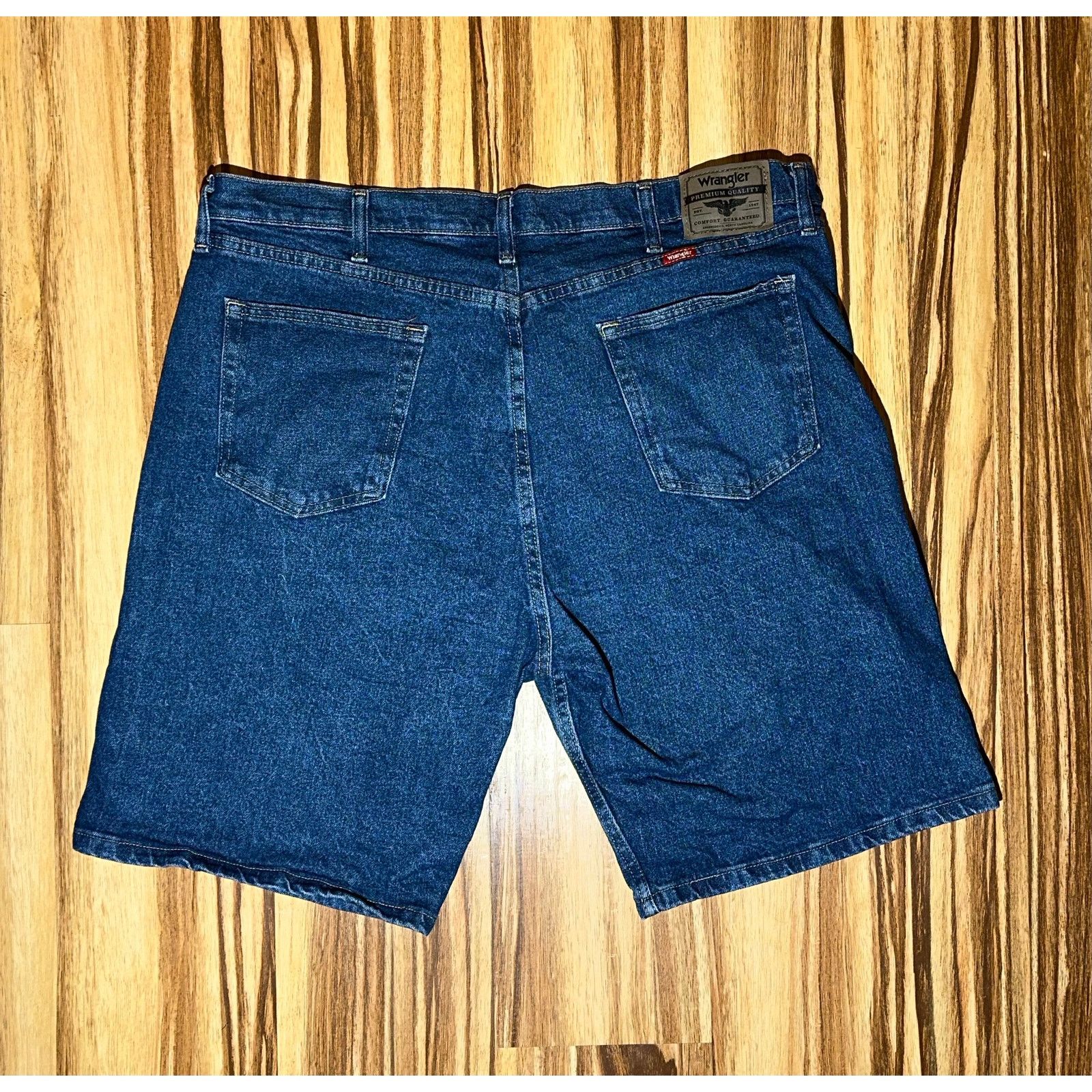 Wrangler Blue Wrangler Jeans Shorts Size 25”long 19” wide 10”inseam Size US 38 / EU 54 - 4 Thumbnail
