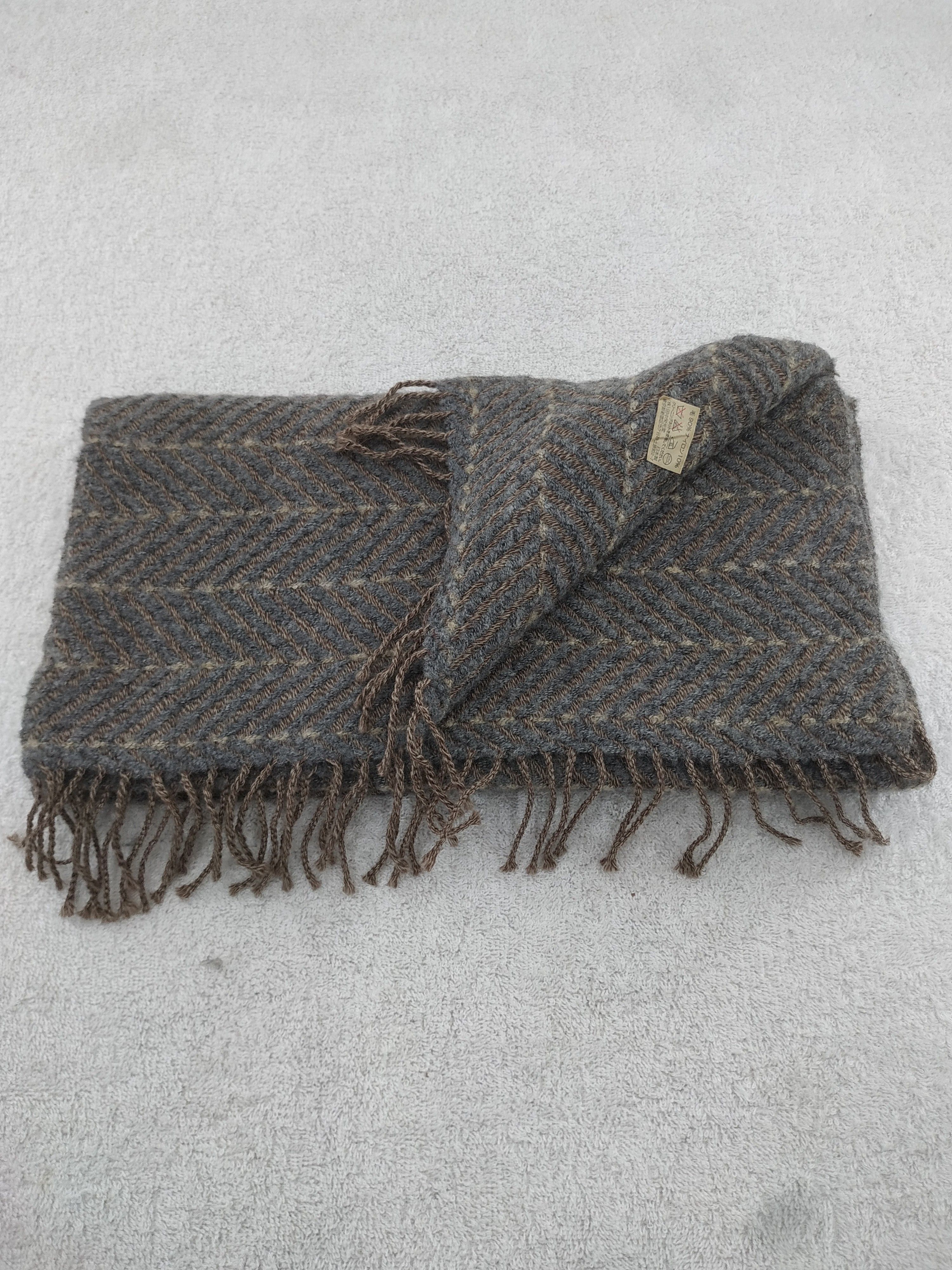 Guess Vintage Guess Scarf/Muffler/Neckwear MF262 Size ONE SIZE - 4 Thumbnail