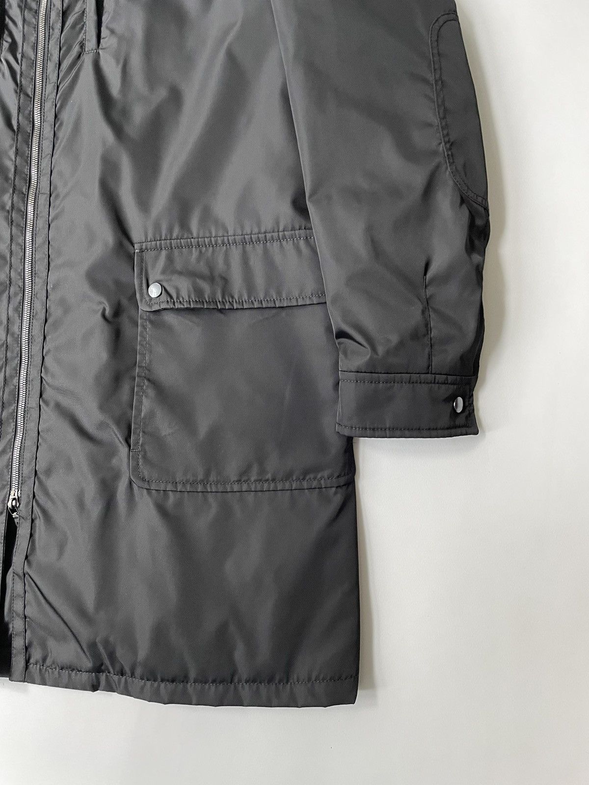 Prada Mid 2000s Black Nylon Utility Parka Size US L / EU 52-54 / 3 - 9 Thumbnail