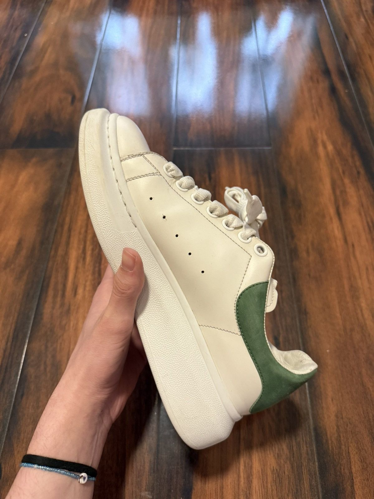 Alexander McQueen Alexander Mcqueen Oversized Sneaker White Green Velvet Heel Size US 7 / EU 40 - 4 Thumbnail