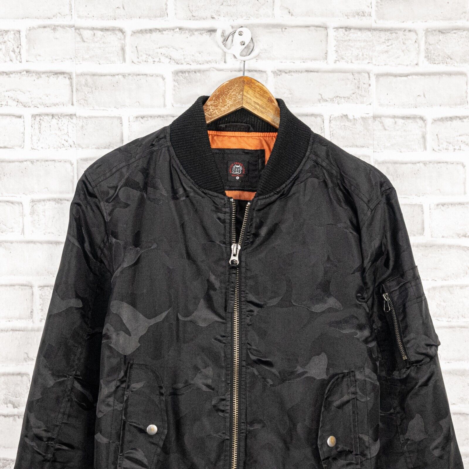 Other Rough Trade Gear Men's Black Camo Bomber Jacket Size Small Size US S / EU 44-46 / 1 - 5 Thumbnail