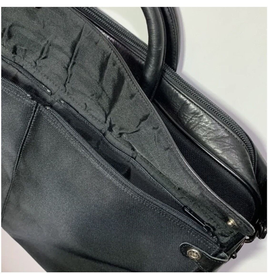 Issey Miyake IM🇯🇵 Ballistic hybrid Leather Messenger Bag Size ONE SIZE - 4 Thumbnail