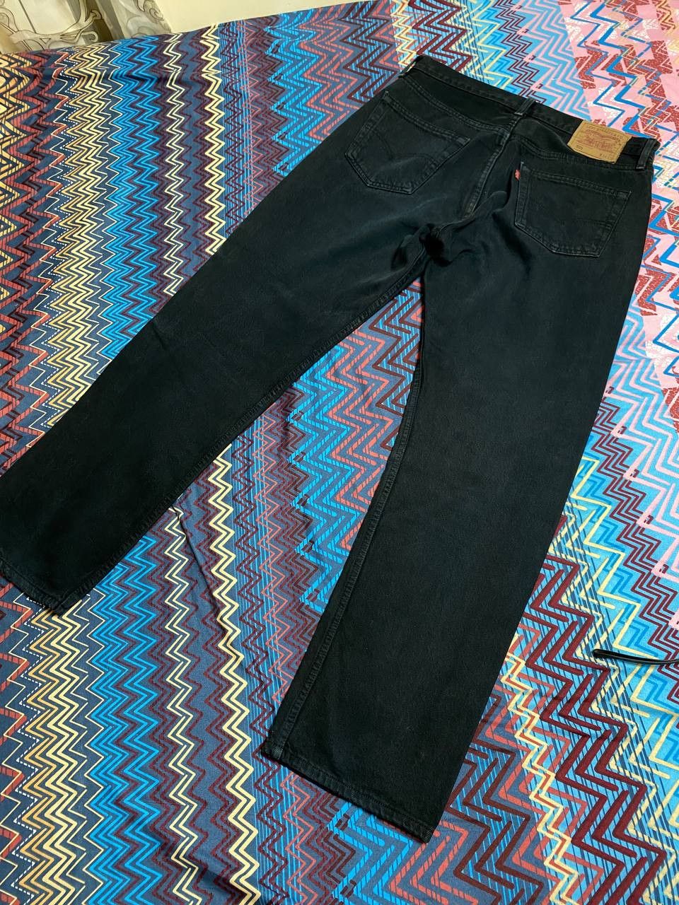 Levi's × Vintage Vintage 90s Faded Levi’s 501 Mid Wash Jeans Size US 34 / EU 50 - 11 Thumbnail