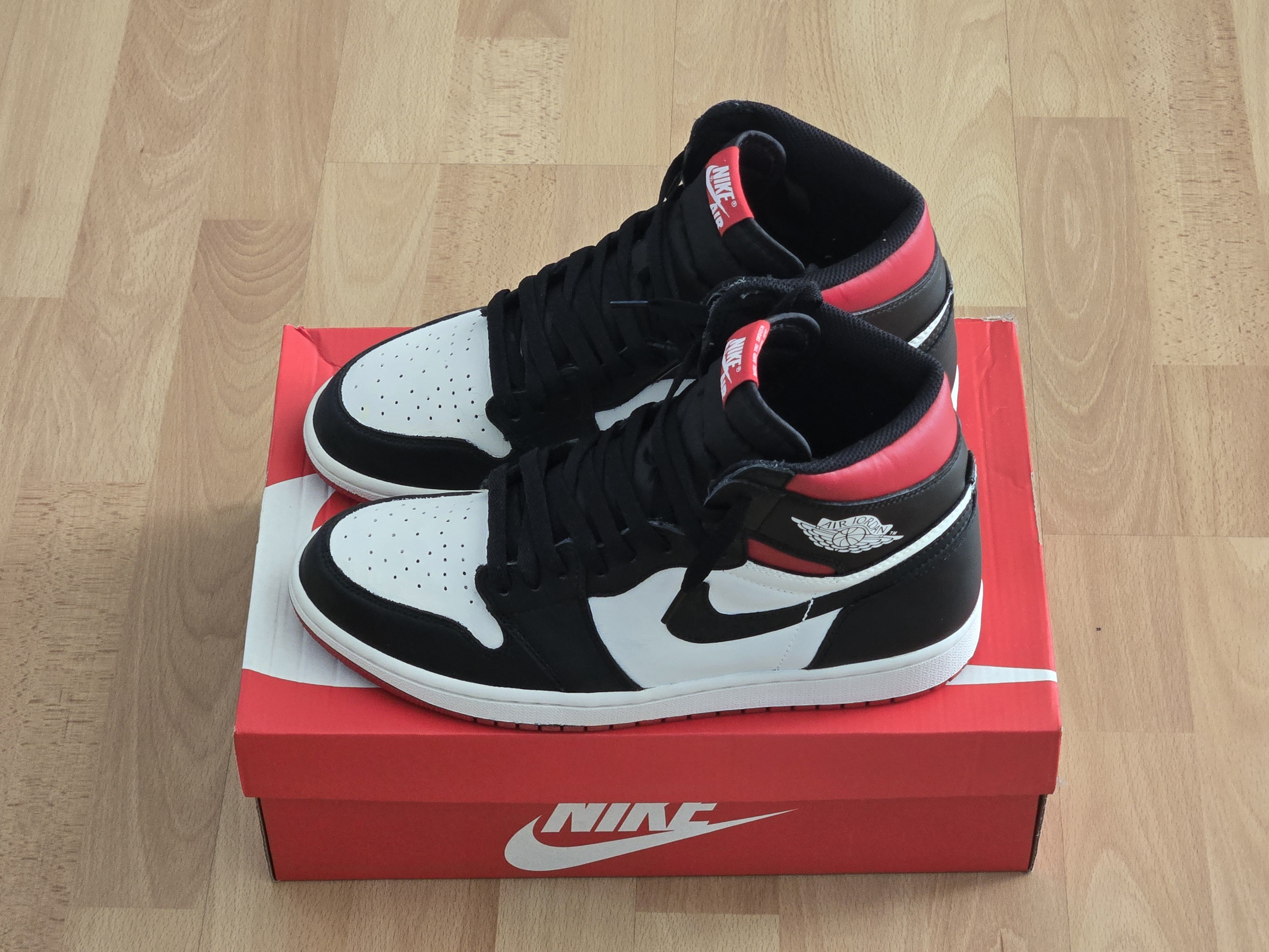 Nike Air Jordan 1 Retro High Yin Yang Custom Painted SZ 9.5 Size US 9.5 / EU 42-43 - 3 Thumbnail