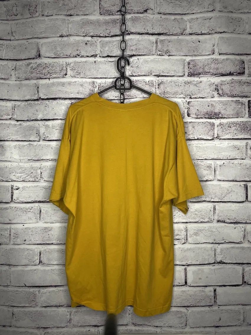 Nike MENS vintage T-shirt Nike streetwear mini logo swoosh Size US XL / EU 56 / 4 - 2 Thumbnail