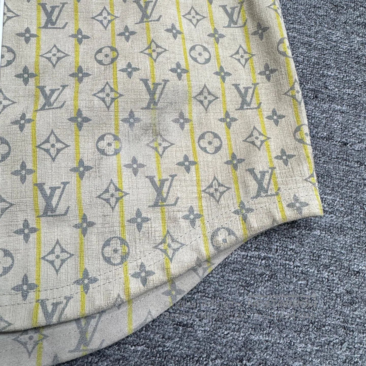 Louis Vuitton #REF! Size US M / EU 48-50 / 2 - 4 Thumbnail