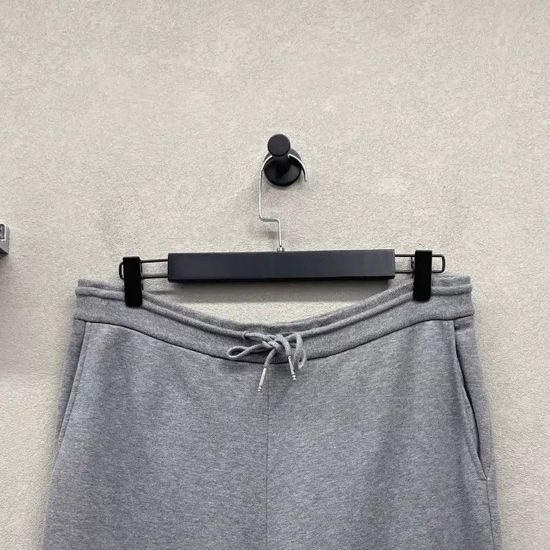 Thom Browne Thom Browne size 3 Grey Embroidered Sweatpants Size US 28 / EU 44 - 4 Thumbnail