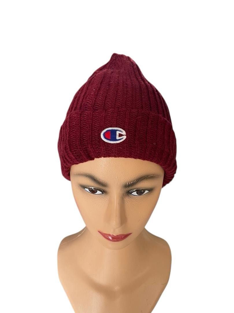 Champion × Japanese Brand Champion Small Logo Embroidered Beanie Hat Size ONE SIZE - 1 Thumbnail