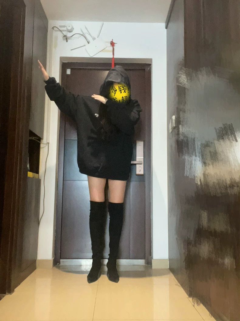 Vetements Vetements Black sweatshirt Size US M / EU 48-50 / 2 - 5 Thumbnail