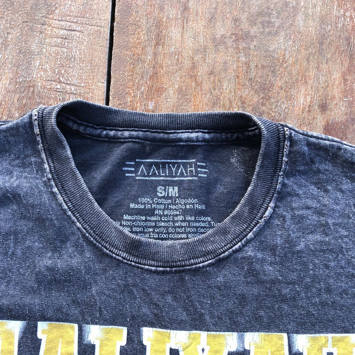 Band Tees Vintage Thrashed Faded Aaliyah Rare T Shirt Size US M / EU 48-50 / 2 - 4 Thumbnail