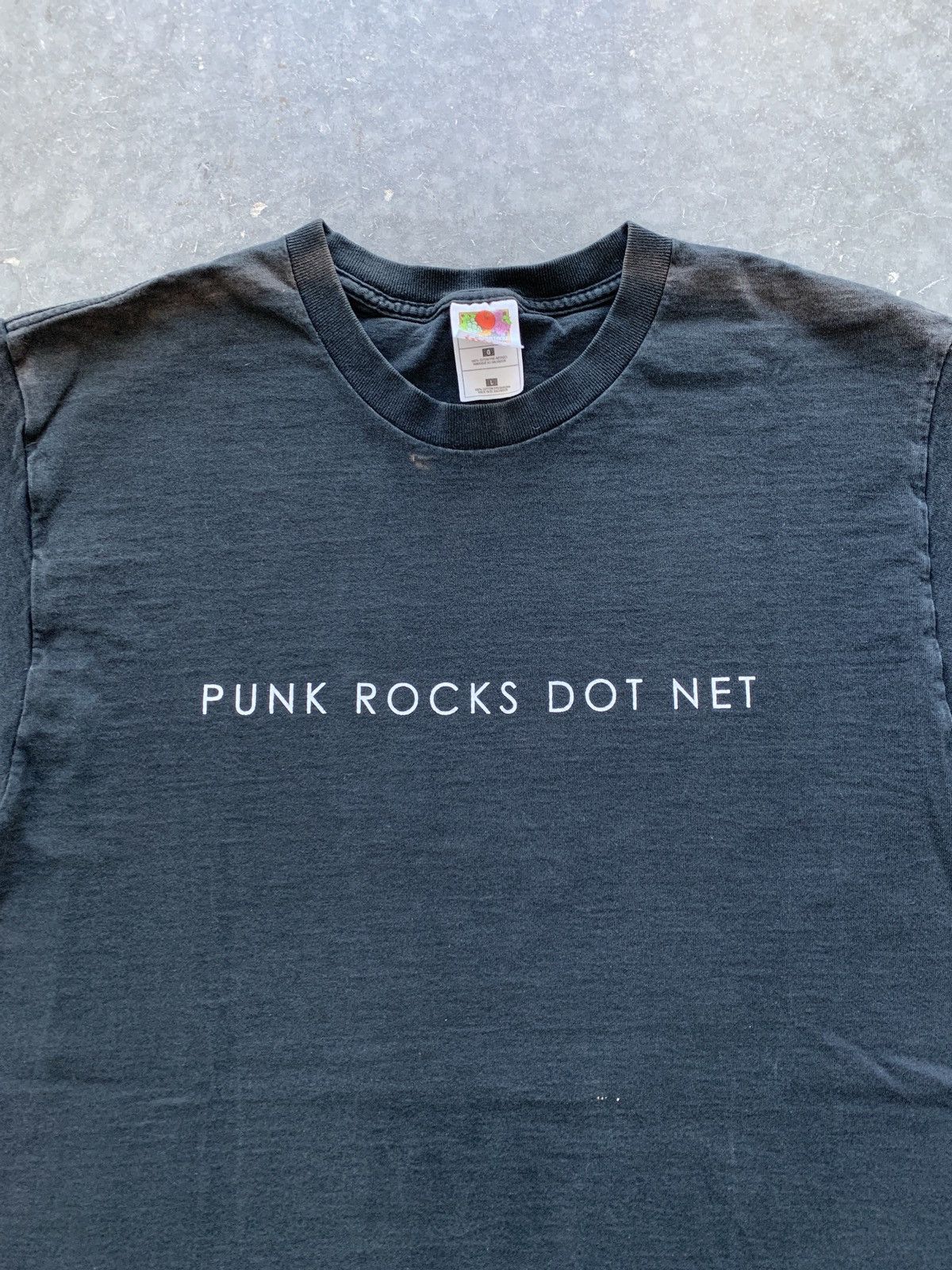 Unsound Rags × Vintage Crazy Vintage Y2K “Punk Rocks Dot Net” Tee Faded Grunge Size US L / EU 52-54 / 3 - 2 Thumbnail
