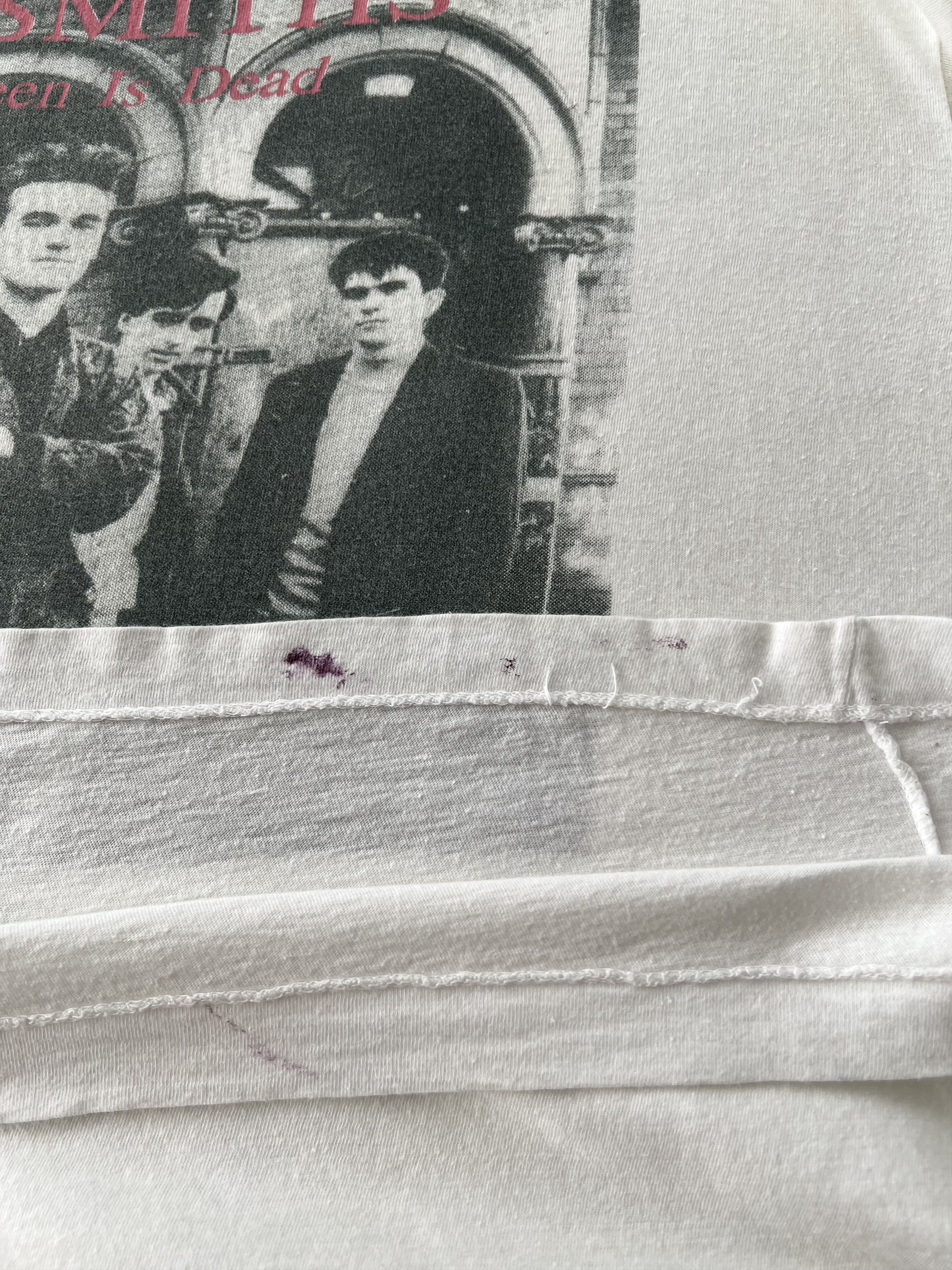 Band Tees Vintage 80s The Smiths The Queen Is Dead Salford Lads Tshirt Size US L / EU 52-54 / 3 - 11 Thumbnail