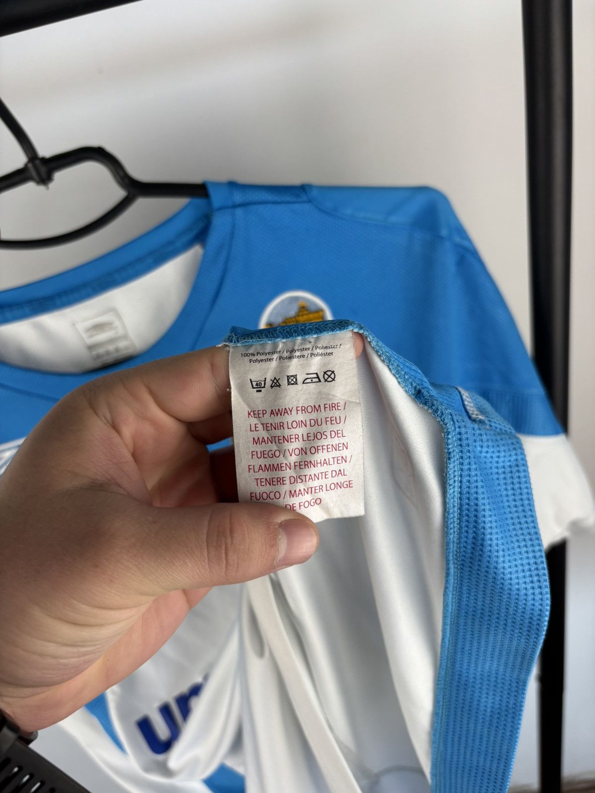 Umbro × Vintage Umbro x Linfield FC vintage jersey size M Size US M / EU 48-50 / 2 - 4 Thumbnail