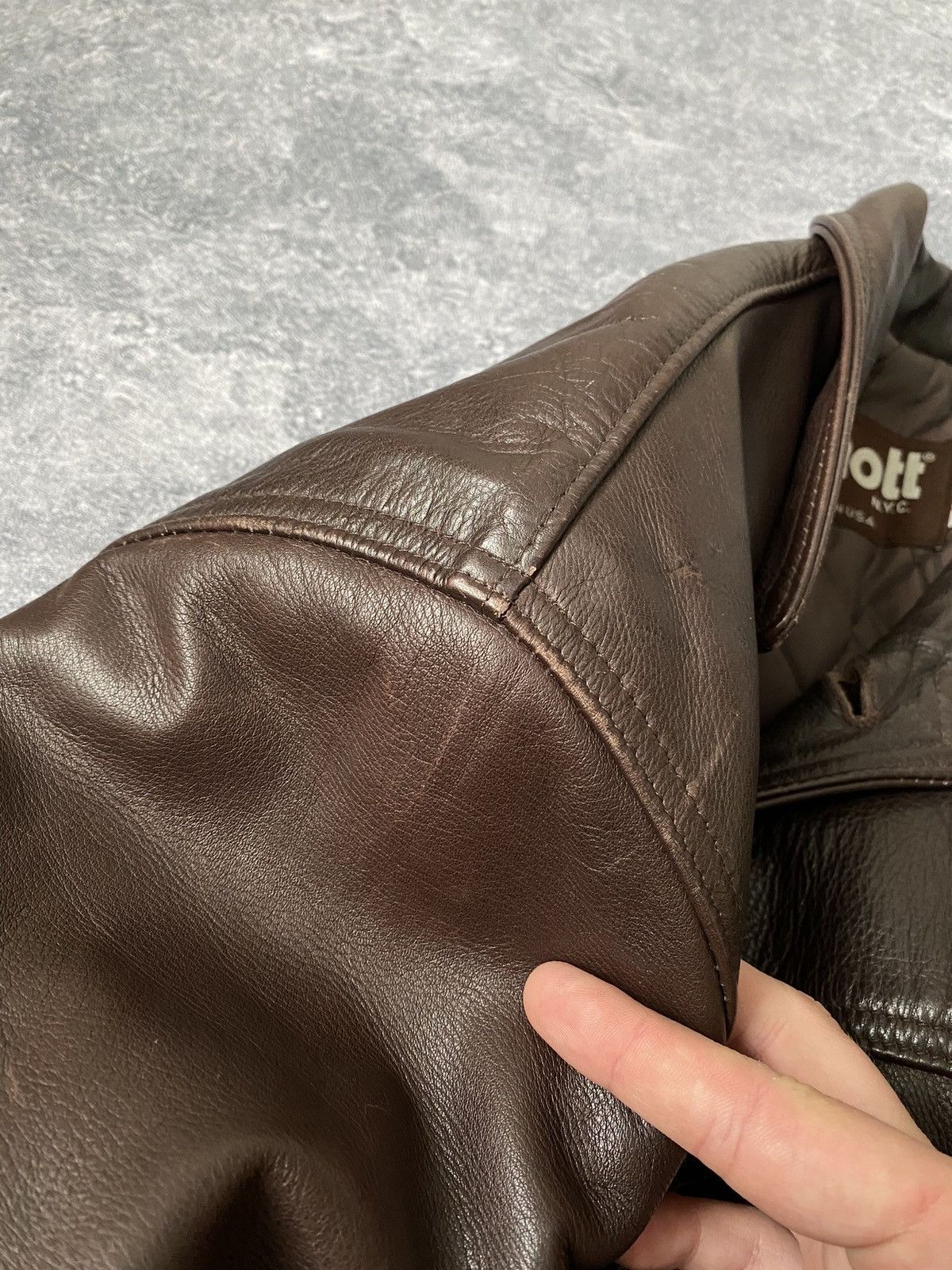 Avirex × Schott Vintage Schott Leather Motorcycle Jacket Size US L / EU 52-54 / 3 - 16 Thumbnail