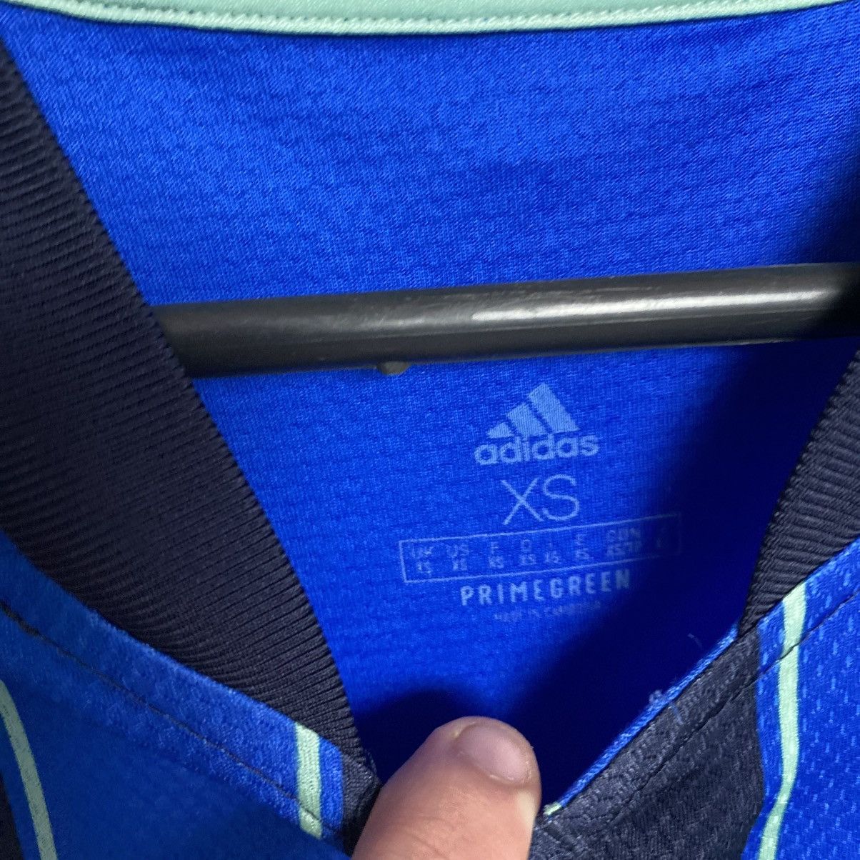 Adidas Mens Adidas FC Ajax 2021 Blue soccer player jersey size XS Size US XS / EU 42 / 0 - 7 Thumbnail