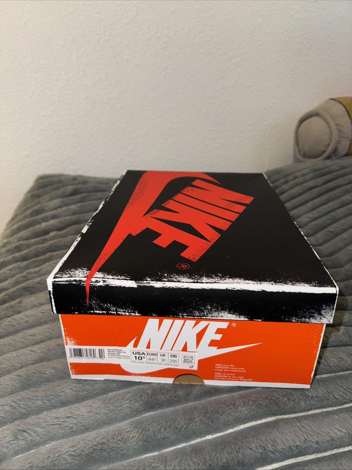 Jordan Brand Size 10.5-Jordan 1 UNC reimagined Size US 10.5 / EU 43-44 - 9 Thumbnail