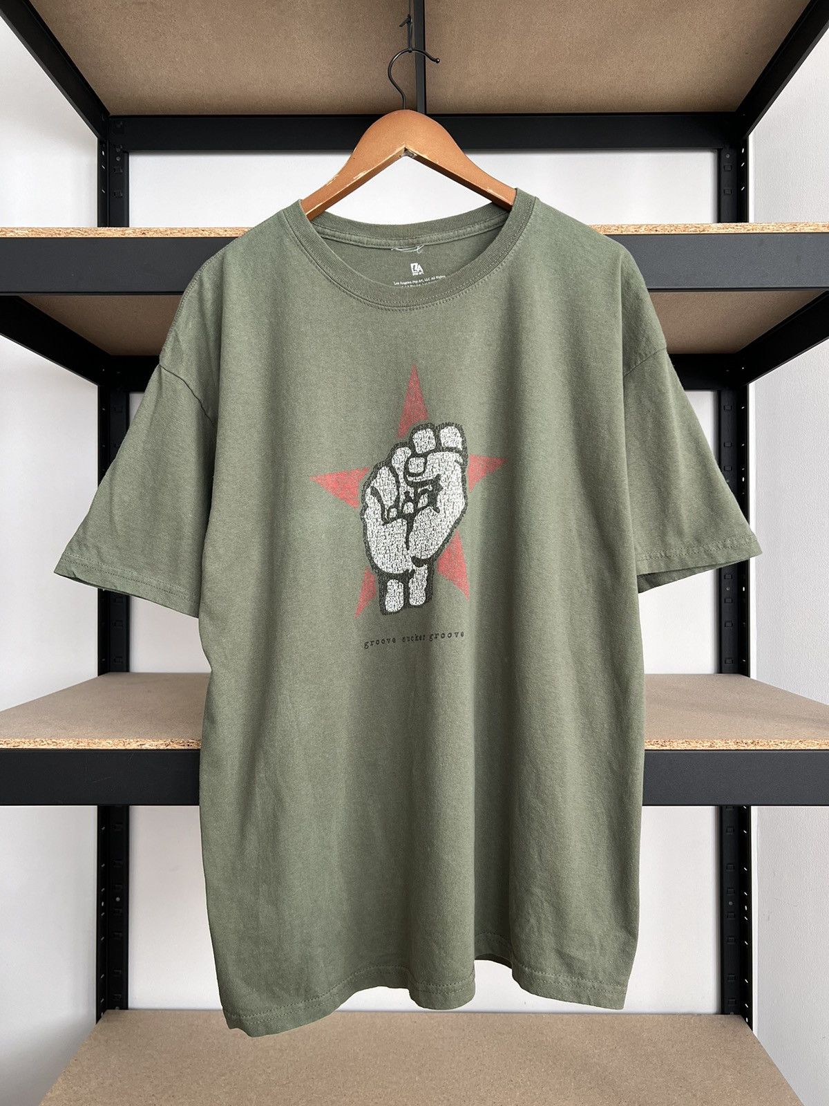 Band Tees Vintage 2010s Rage Against the Machine Groove Sucker Tshirt Size US XL / EU 56 / 4 - 1 Thumbnail