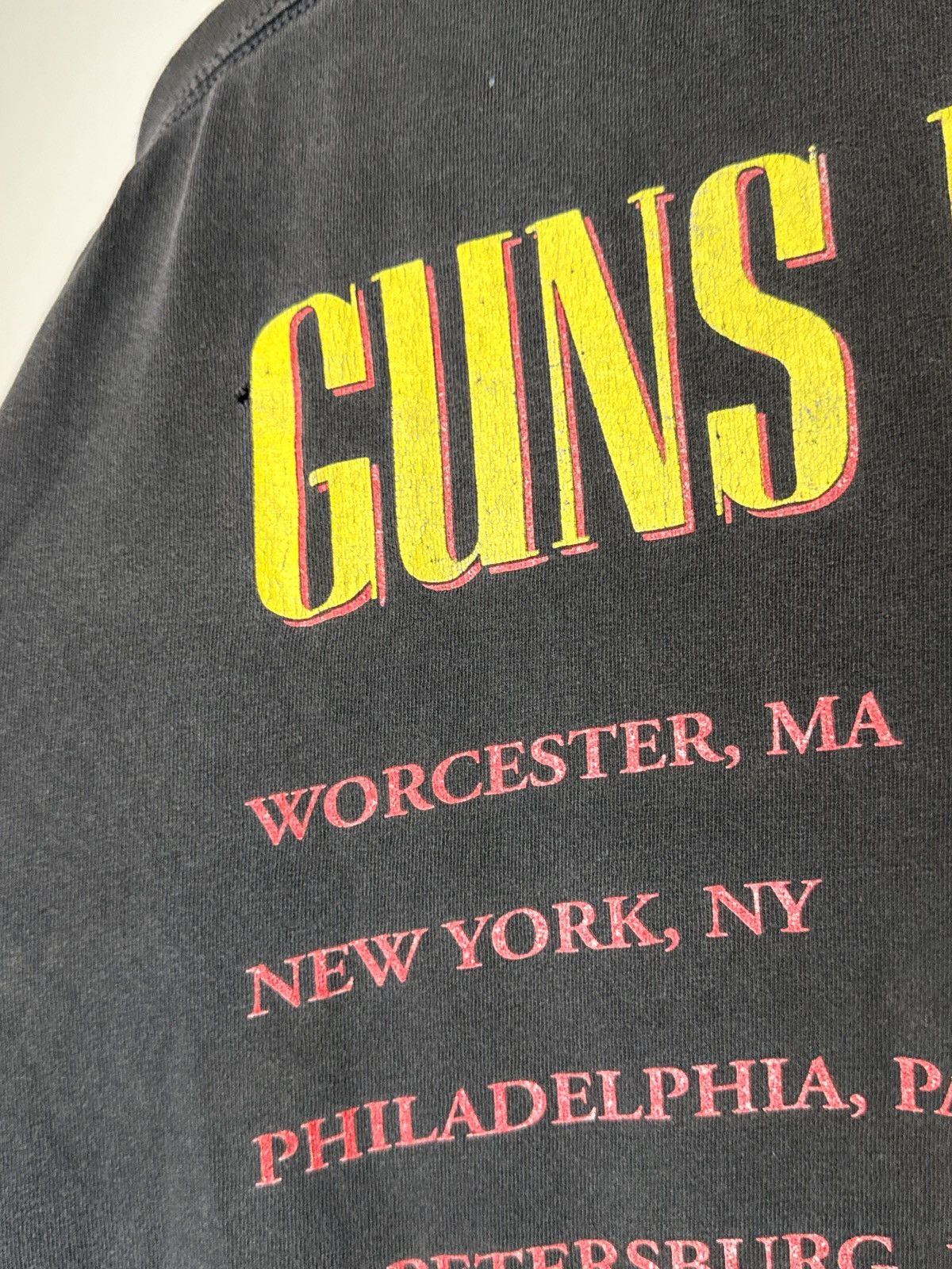 Band Tees × Guns N' Roses × Vintage Vintage 1991 Guns N Roses Use Your Illusion Tour T Shirt Size US XL / EU 56 / 4 - 14 Thumbnail