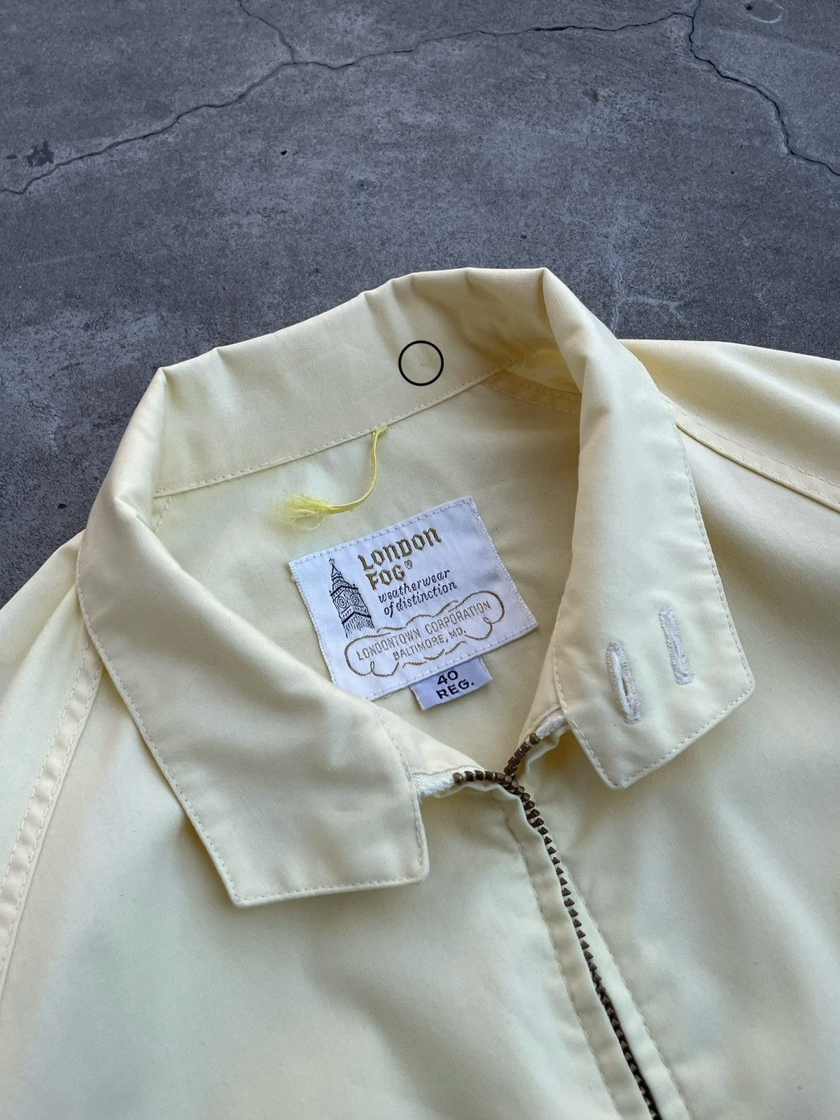 London Fog 1960s London Fog on Talon Zipper: Vintage Pastel Yellow Jack Size US M / EU 48-50 / 2 - 14 Thumbnail