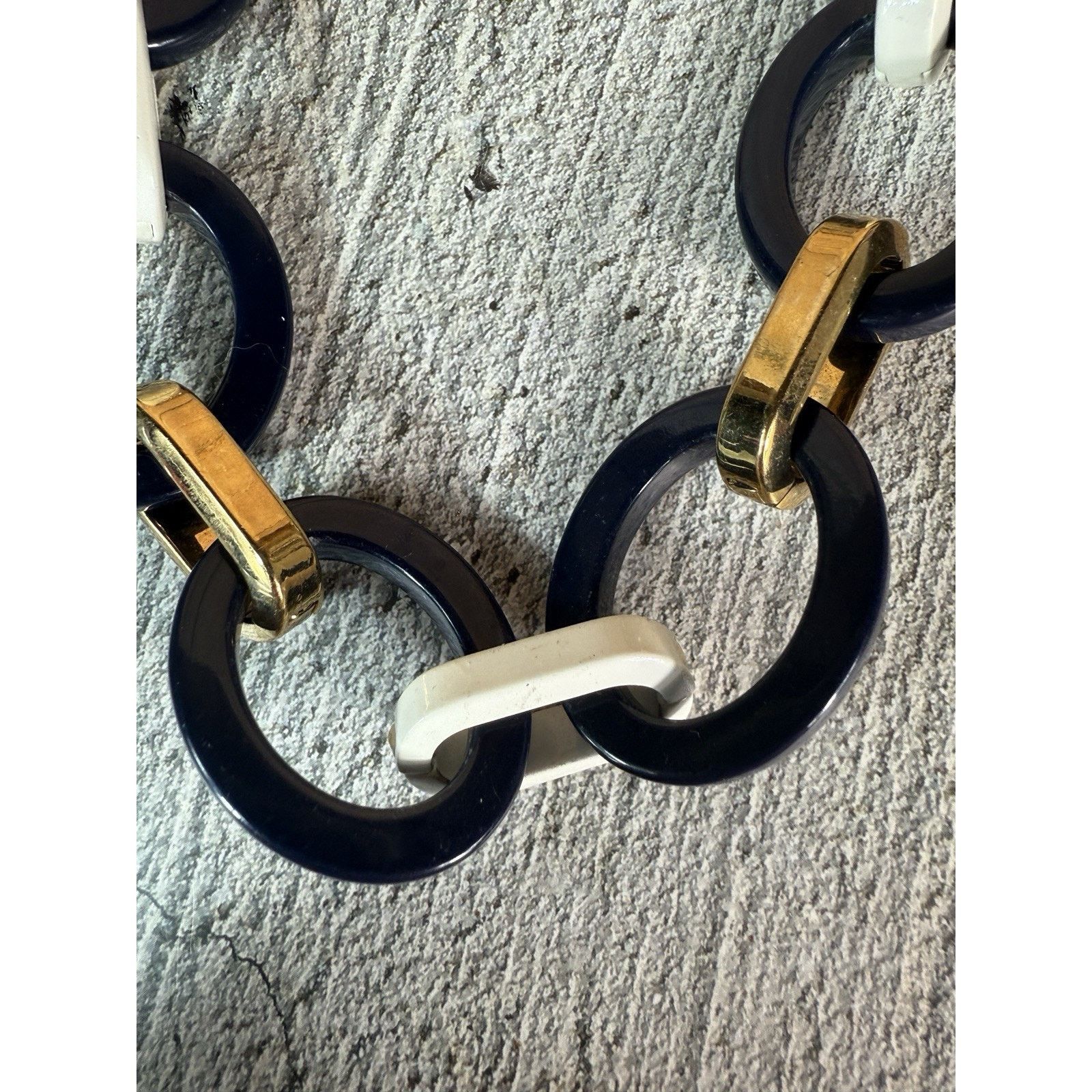 Kate Spade Kate Spade New York $299 Gold and Navy Blue Oval Necklace Size ONE SIZE - 6 Thumbnail