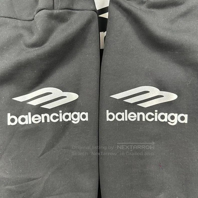 Balenciaga Balenciaga Reflective Logo Fleece Hoodie. Size US M / EU 48-50 / 2 - 4 Thumbnail
