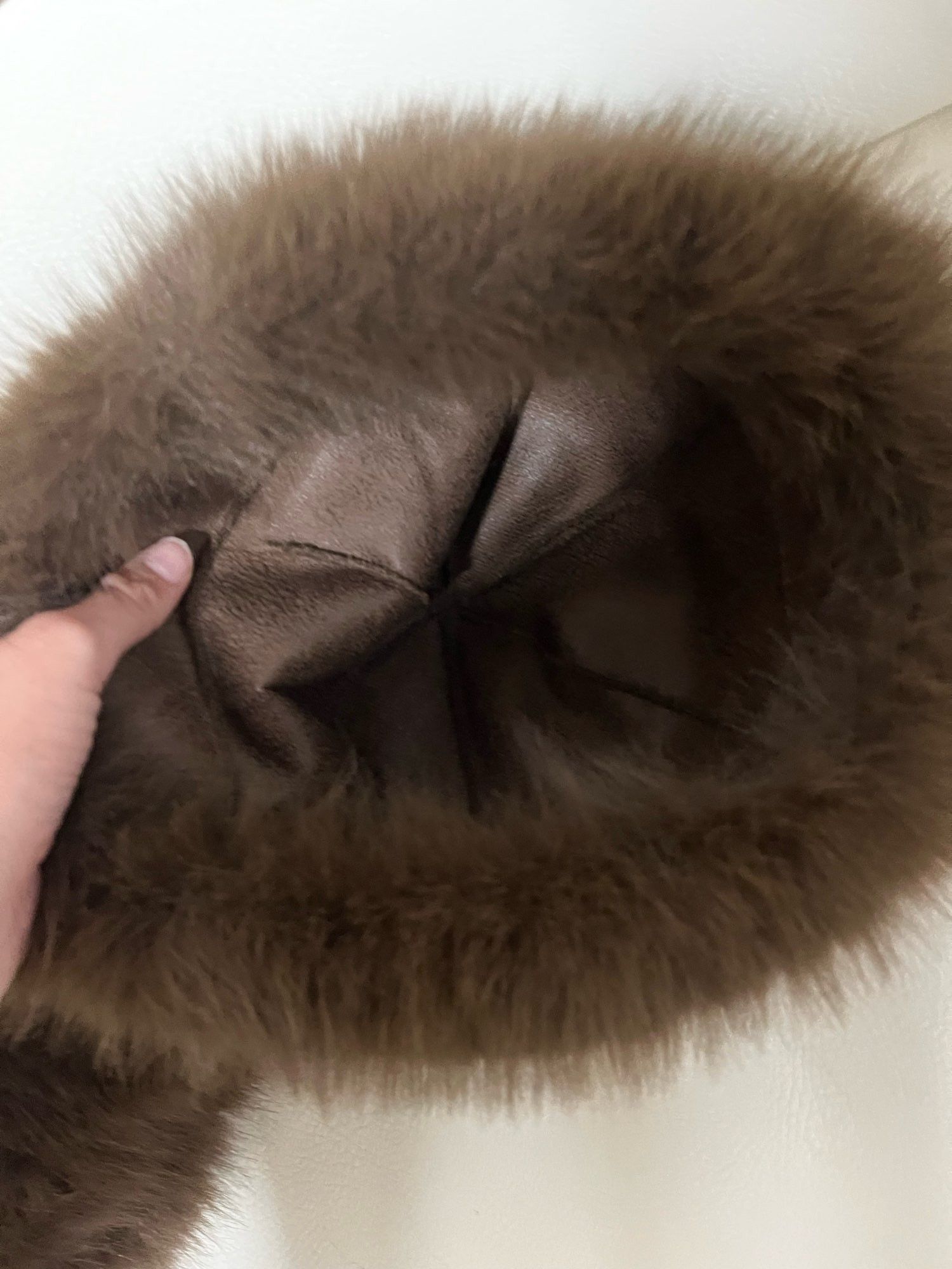 Japanese Brand Leopard winter plush Windproof Size ONE SIZE - 4 Thumbnail