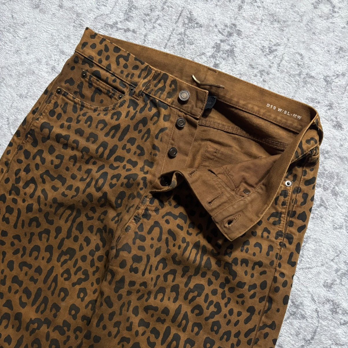 Saint Laurent Paris Saint Laurent Paris 2018 D19 Cheetah Print Jeans | Size 29 Size US 29 - 6 Thumbnail