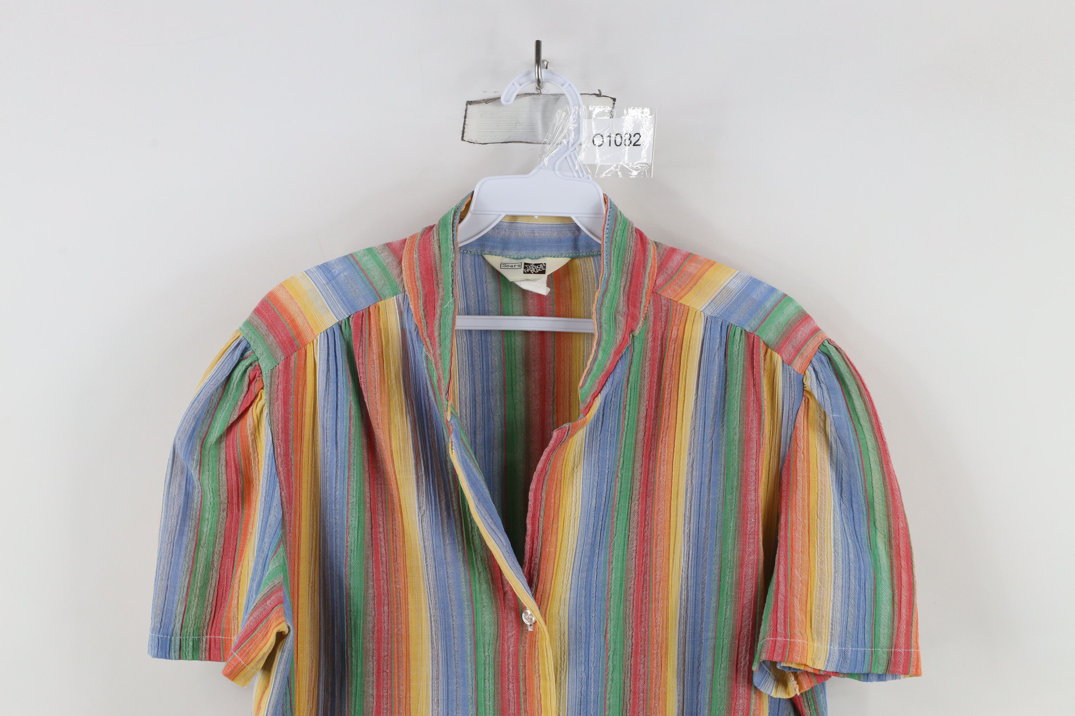 Vintage Vintage 70s Streetwear Knit Short Sleeve Button Shirt Size L / US 10 / IT 46 - 2 Thumbnail