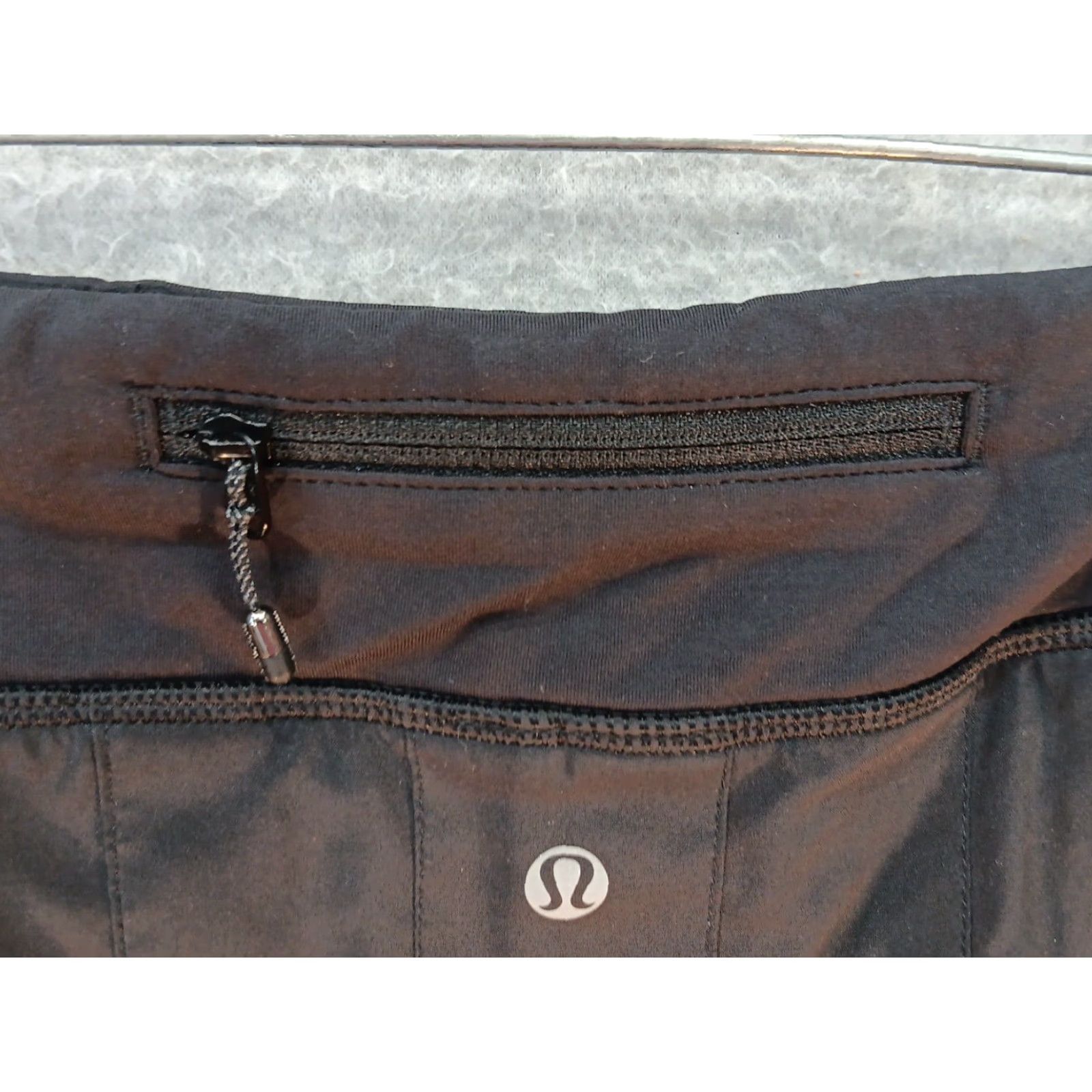 Lululemon Lululemon Pace-Setter Skirt/Skort Women Sz 6 Black Mid Rise Pull On Pockets Zip Pocket Under Shorts Athletic Size ONE SIZE - 4 Thumbnail